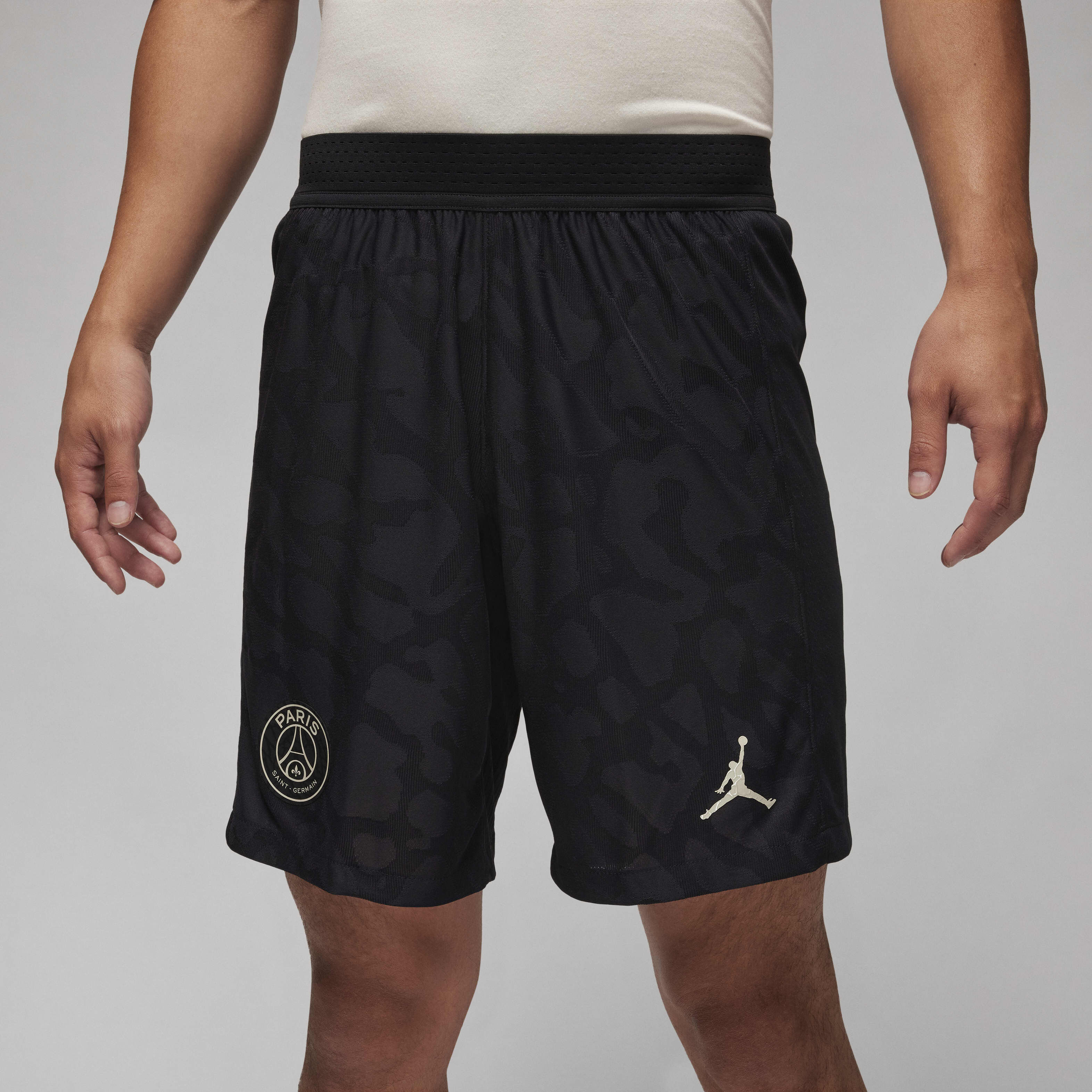 باريس سان جيرمان 2023/24 ماتش البديل image number 1