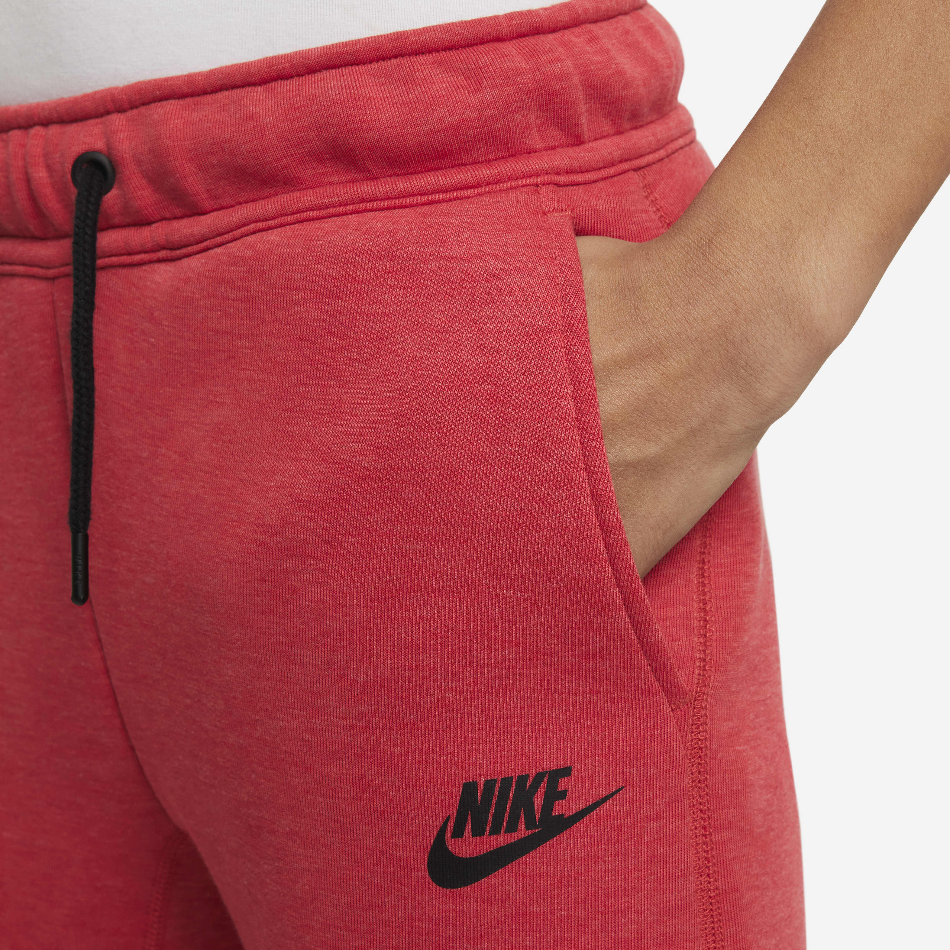 Nike Sportswear Tech Fleece image number 2