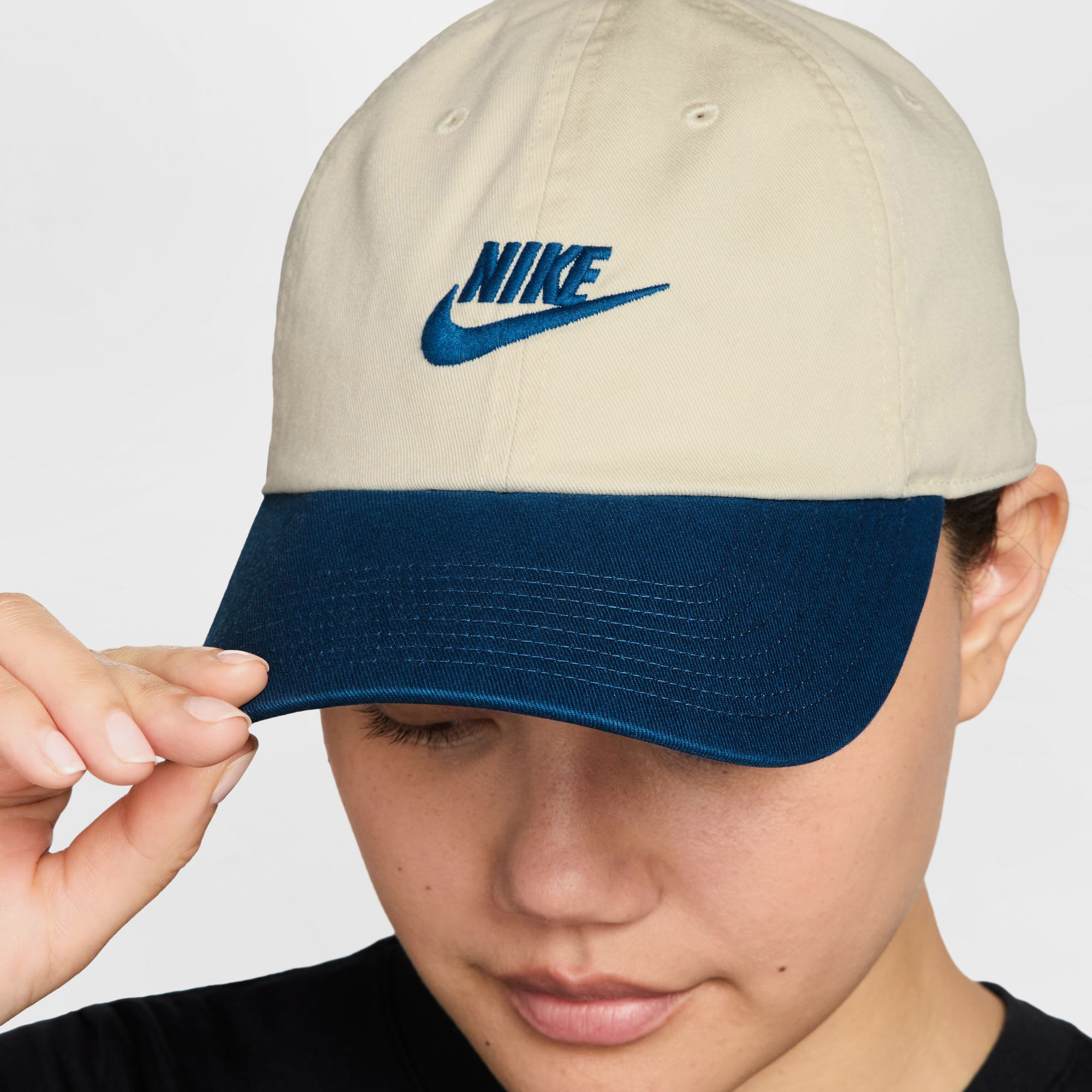 Nike Club image number 7