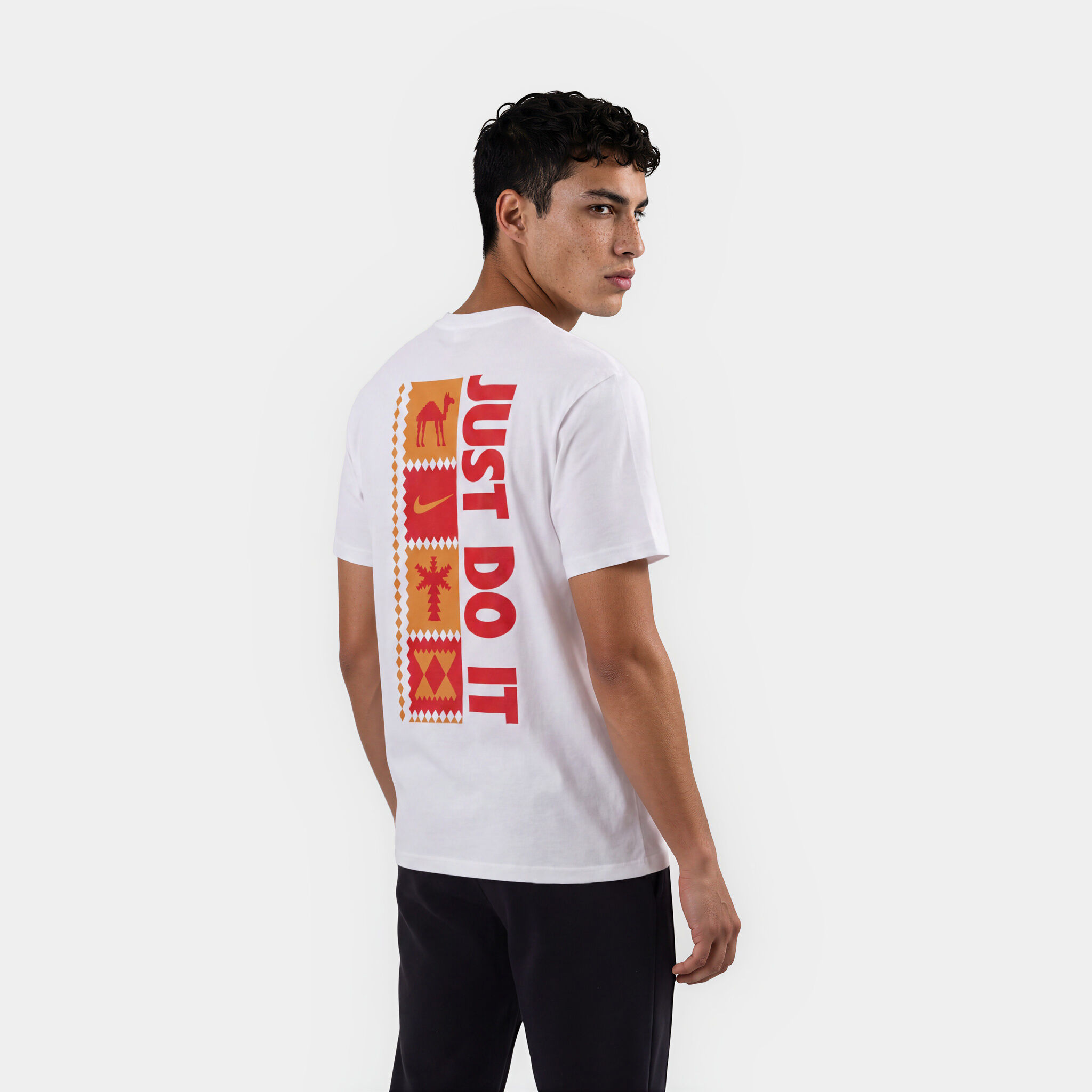 Nike City Tee - Dubai image number 2