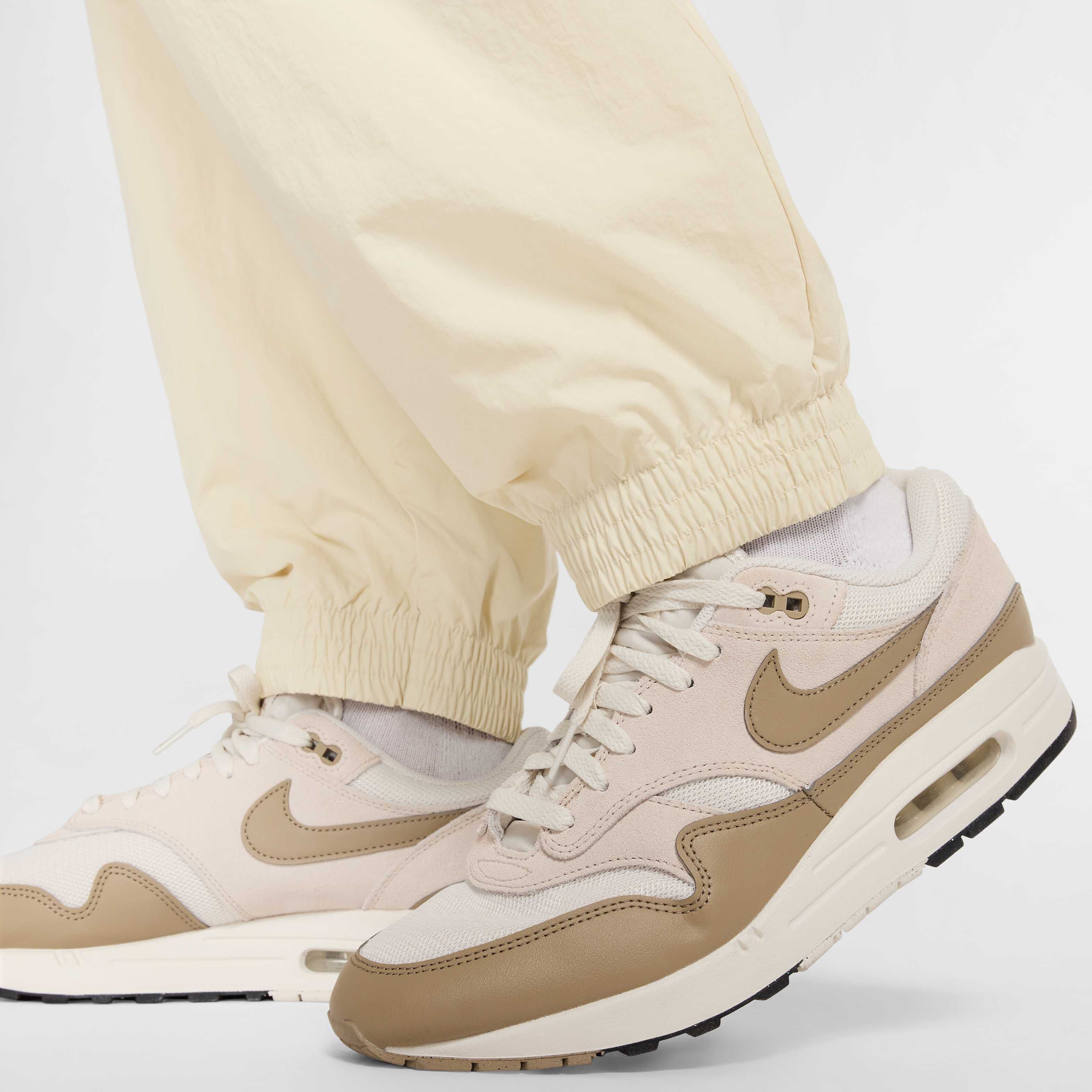 Nike Club image number 5