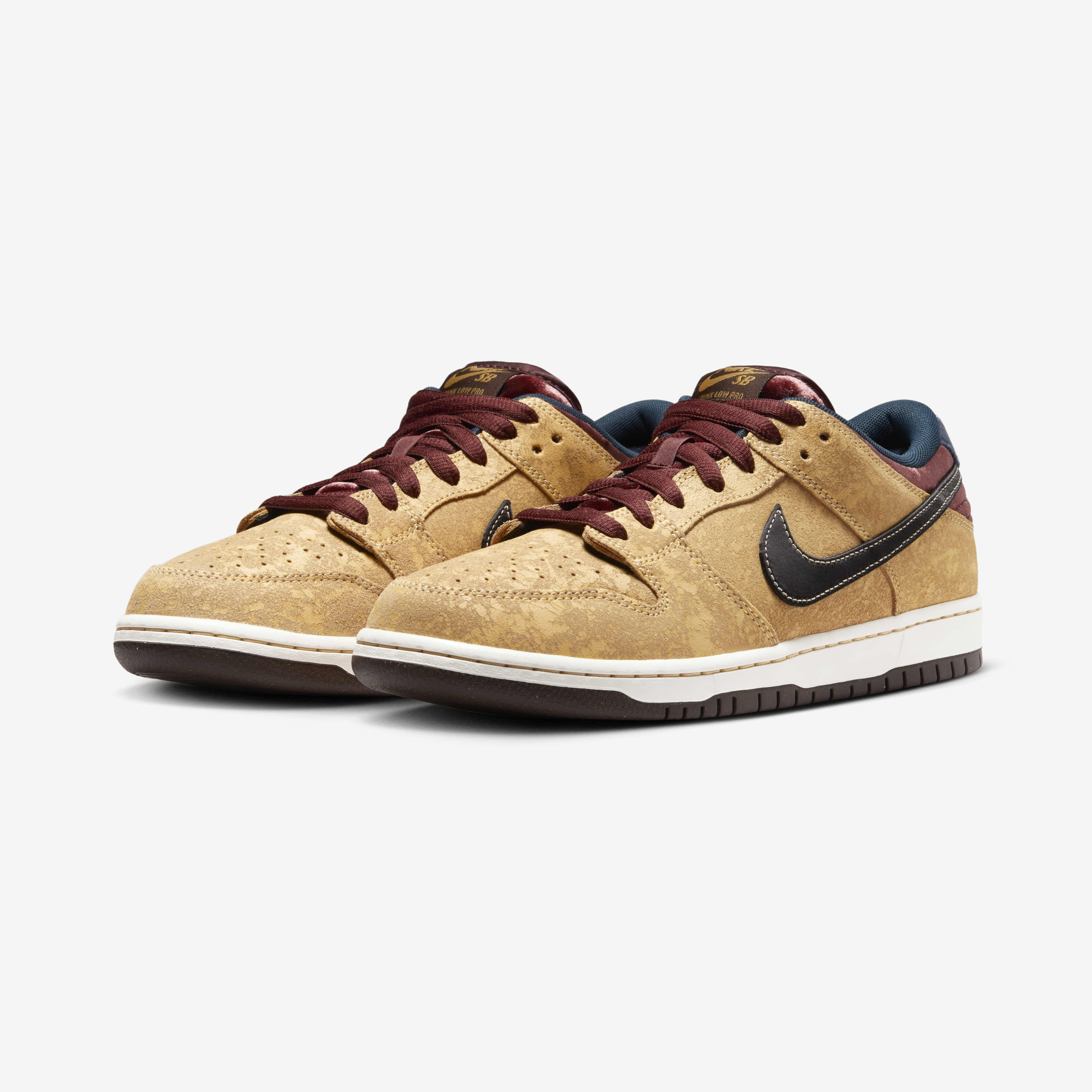 Nike sb shoes suede sales