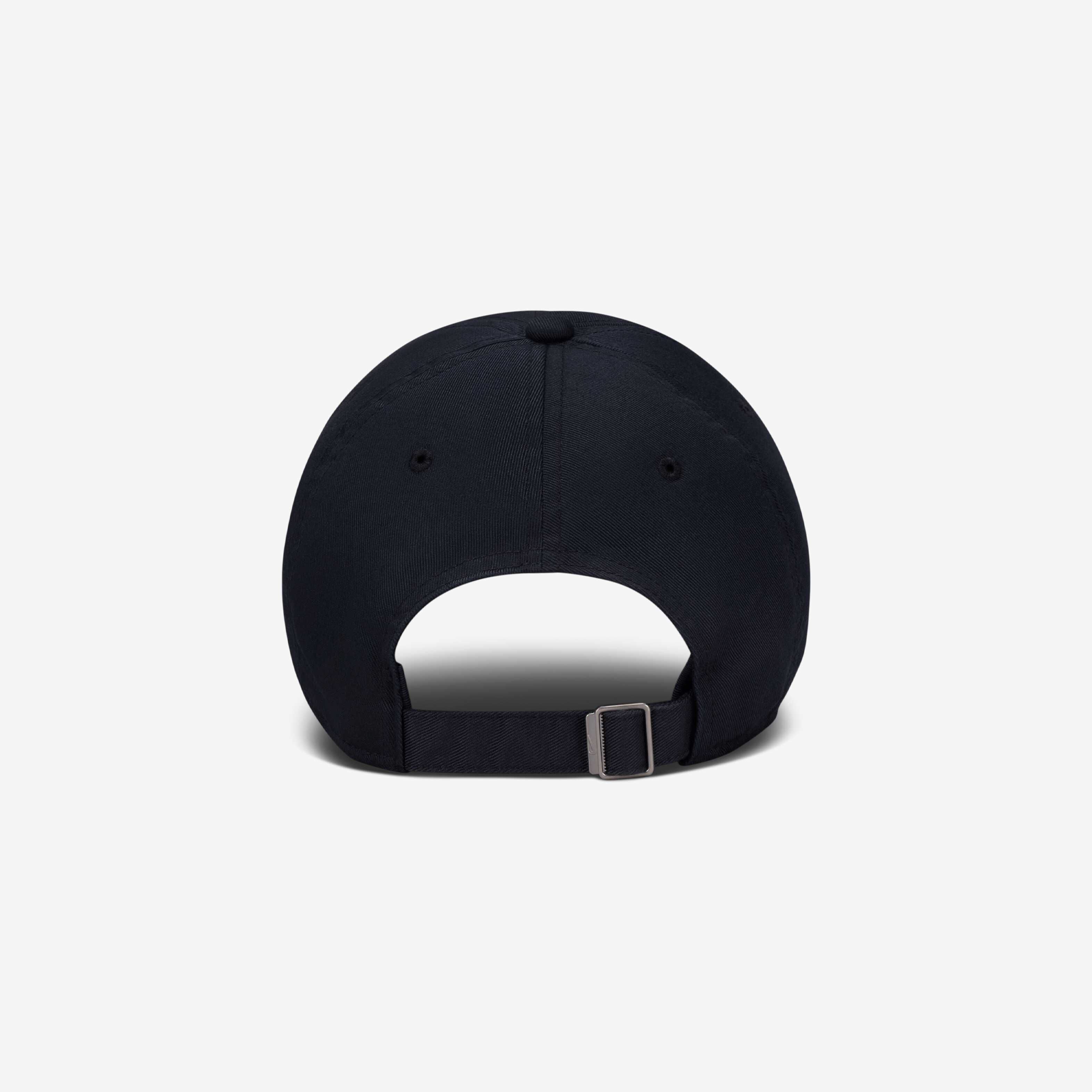 نايكي كلوب image number 4