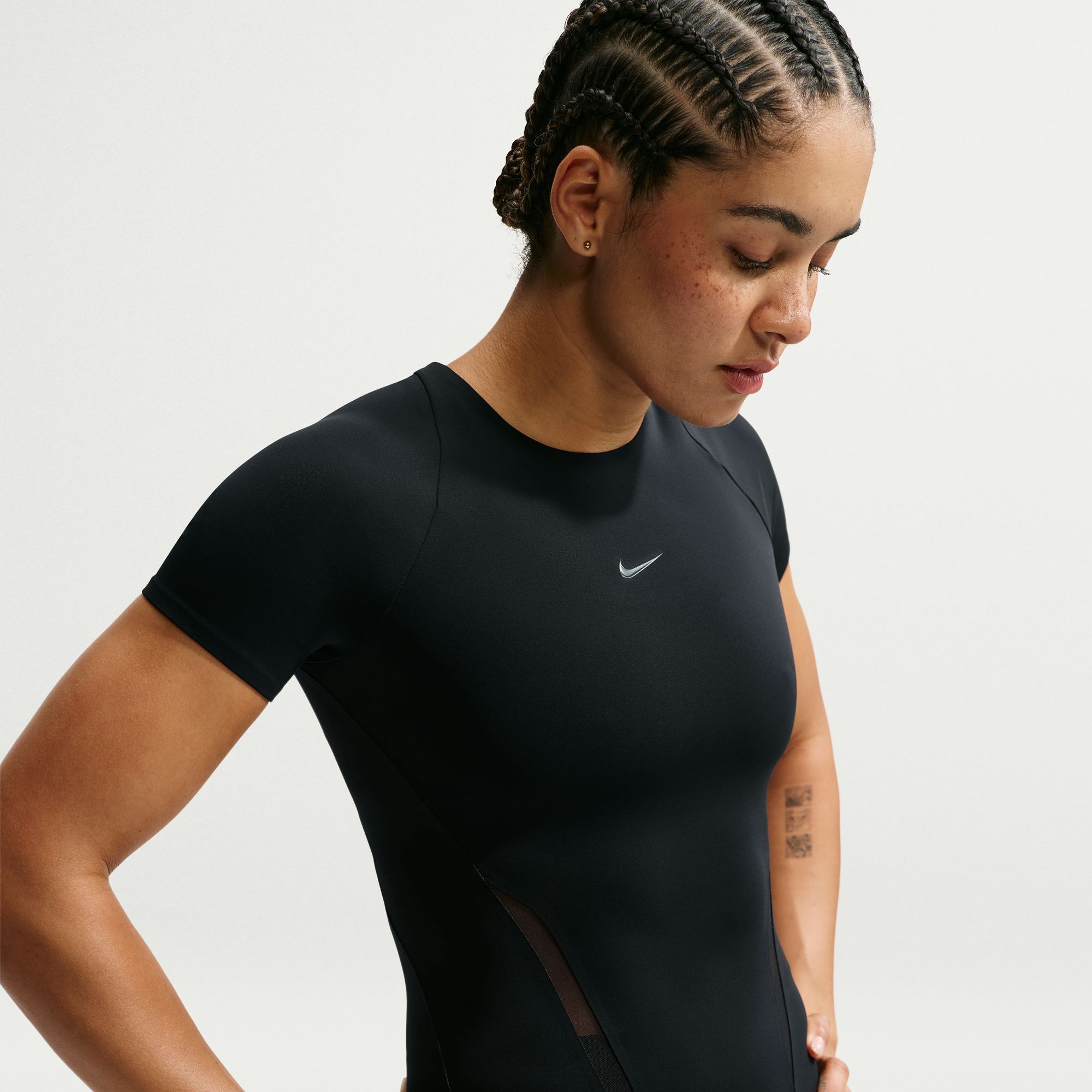 Nike Universa image number 2