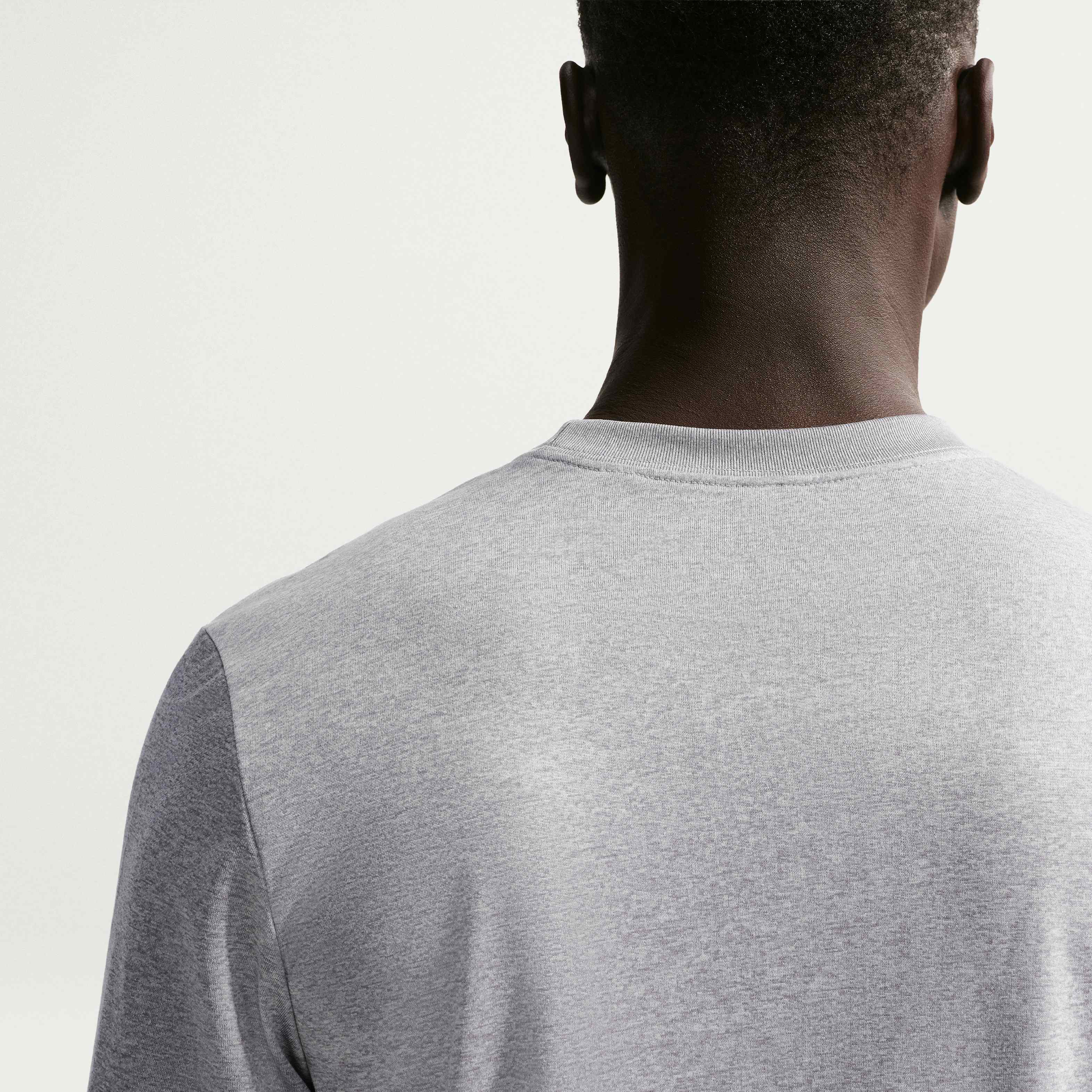 Nike Dri-FIT Legend image number 1