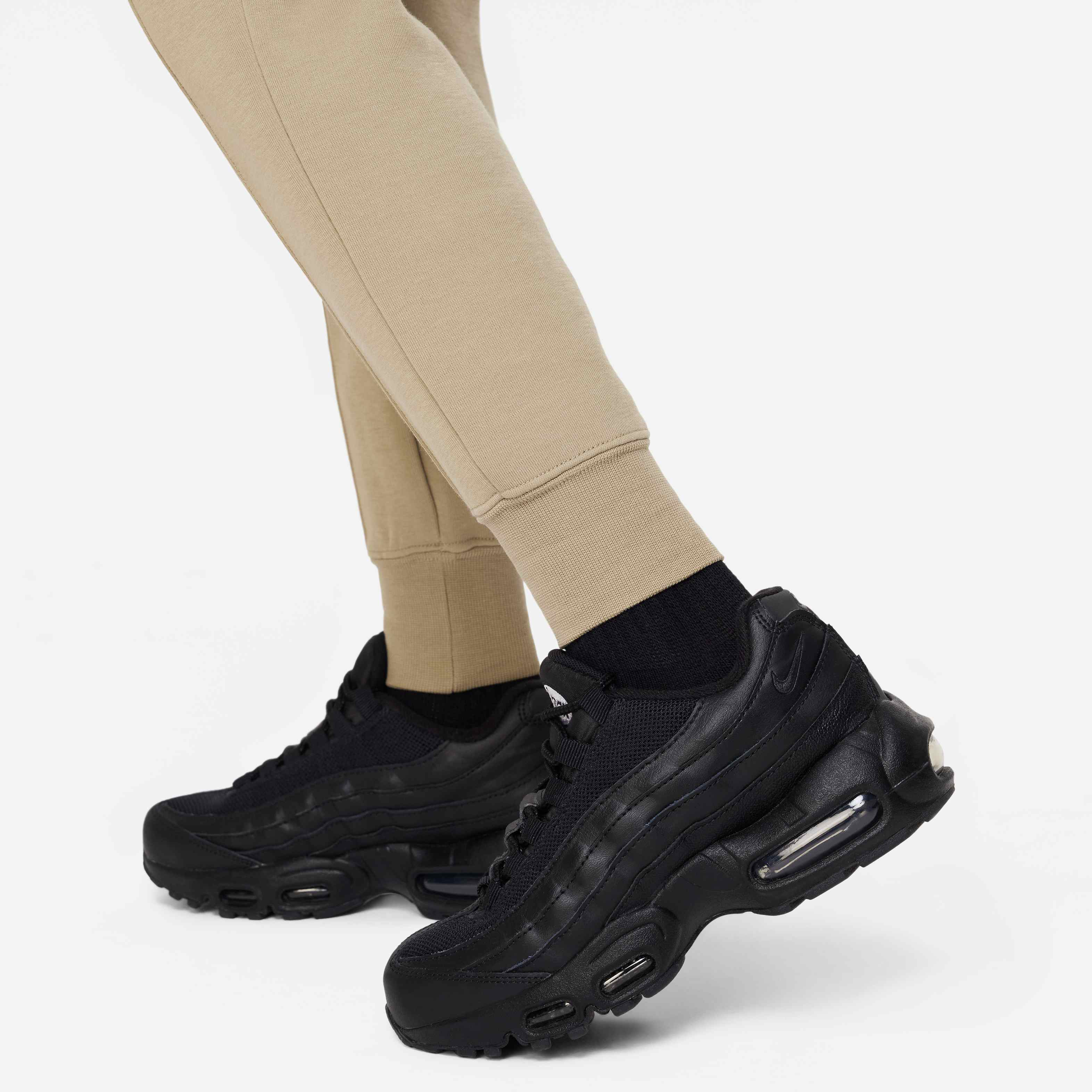 Nike Sportswear Tech Fleece image number 5