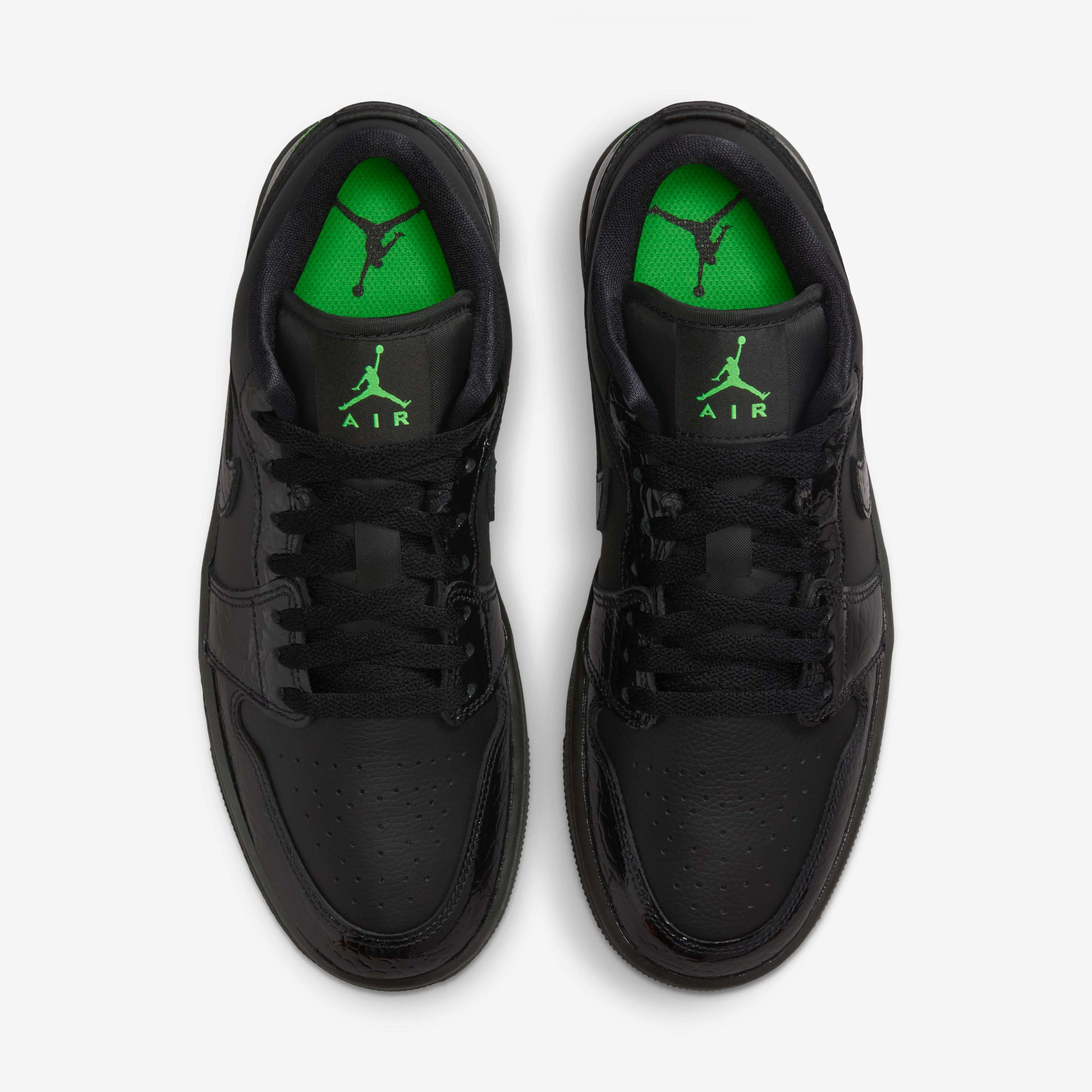 Air Jordan 1 Low SE image number 3