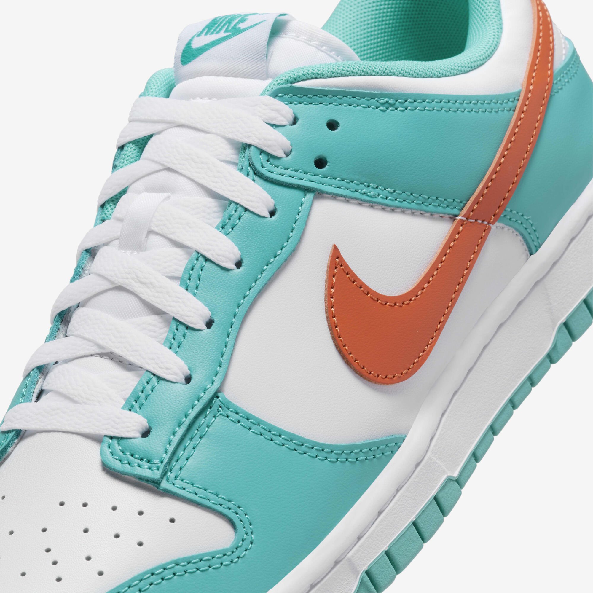 Nike Dunk Low Jordan Low Tropical Twist On Feet Buy Nike Dunk Low