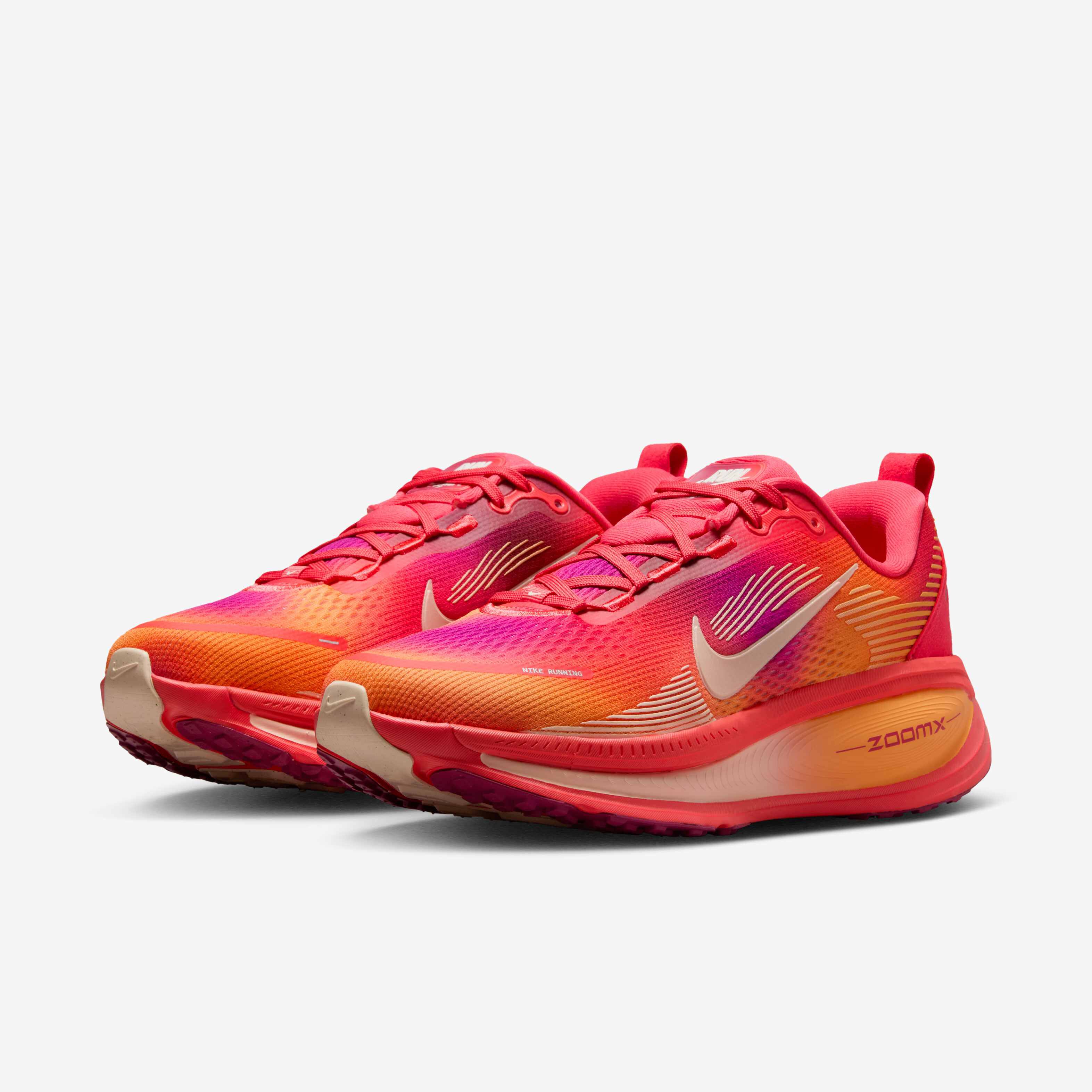 Nike Vomero 18 SE image number 4