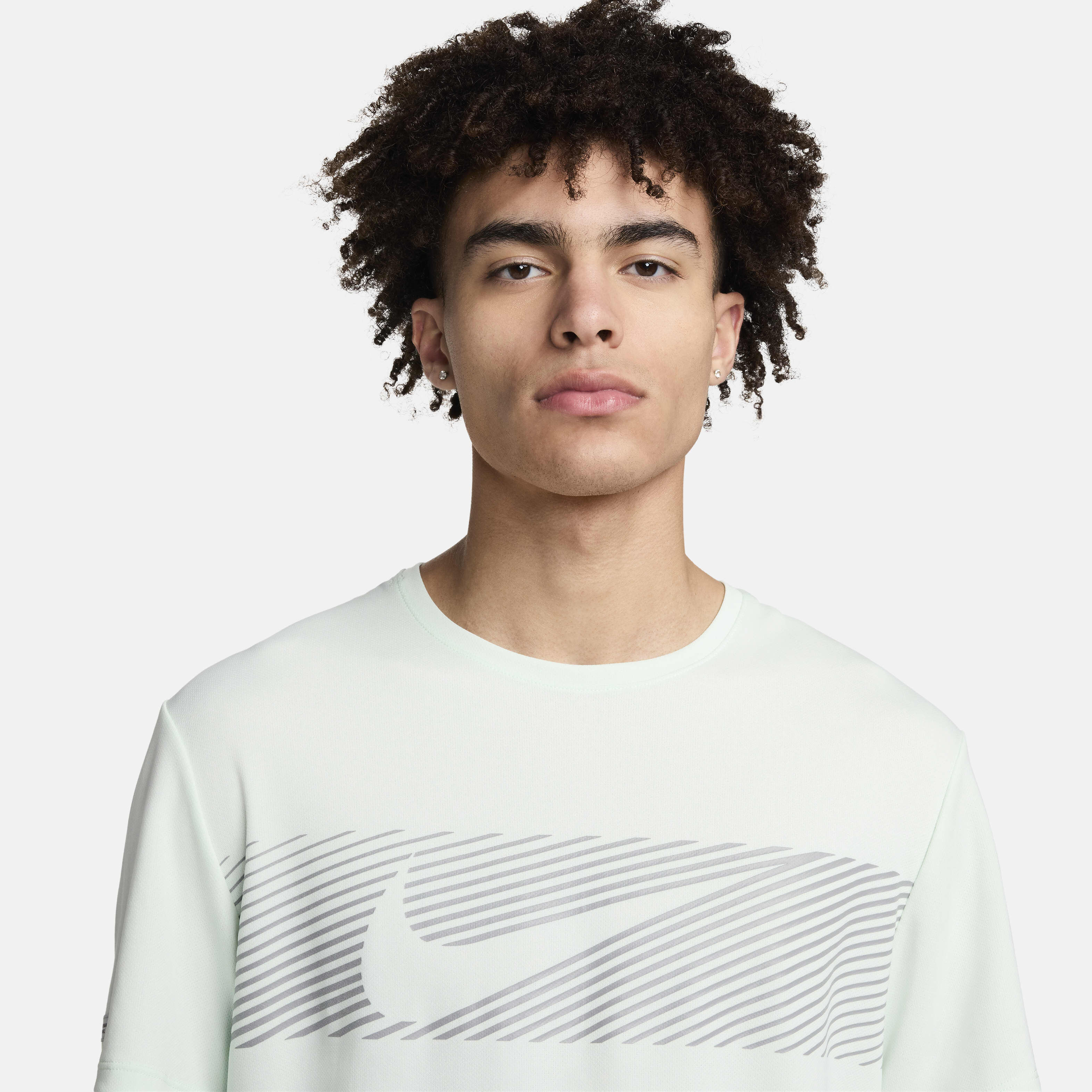 Nike Miler Flash image number 2
