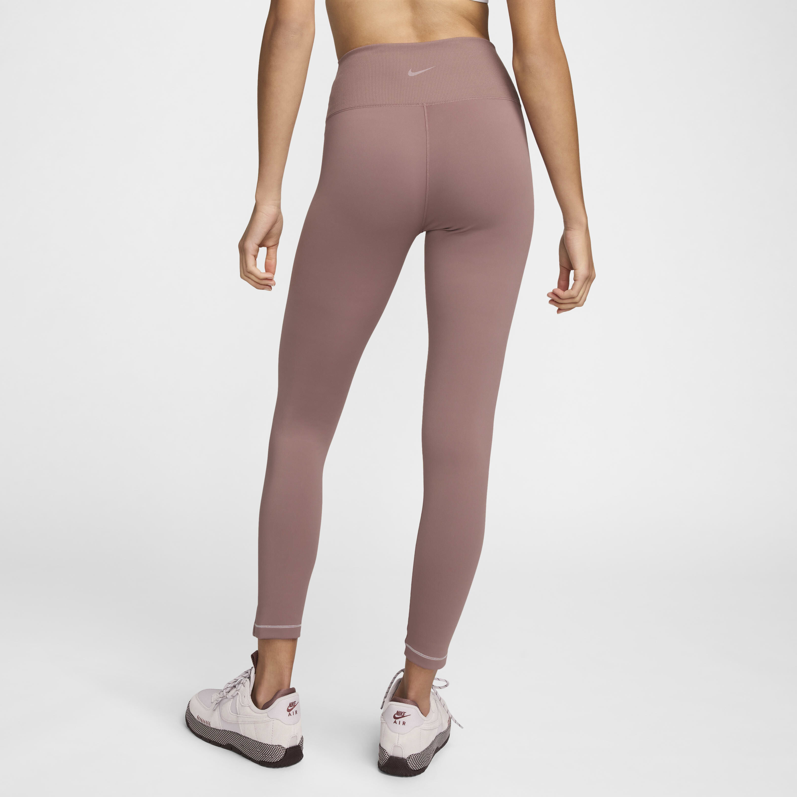 Nike mauve leggings top
