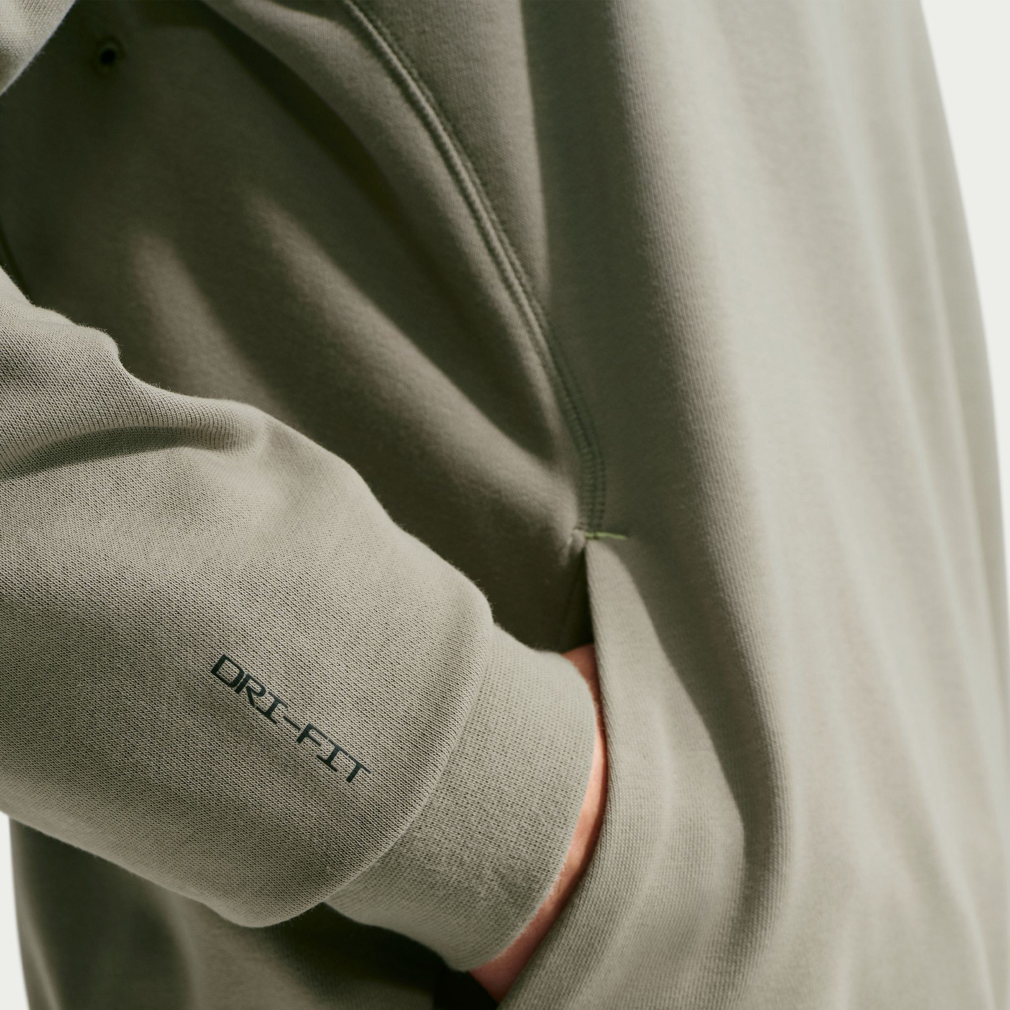 Nike Pro image number 3