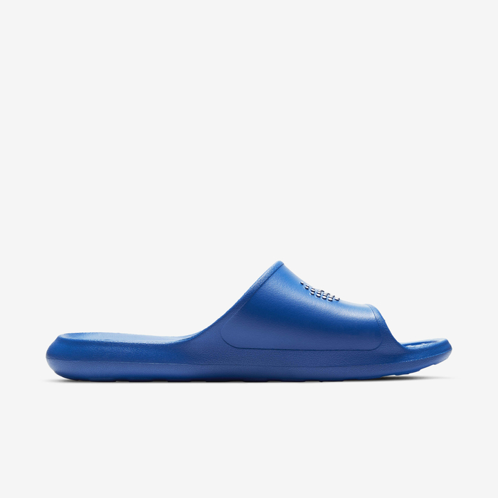 Nike Victori One image number 3 Nike Victori One image number 3