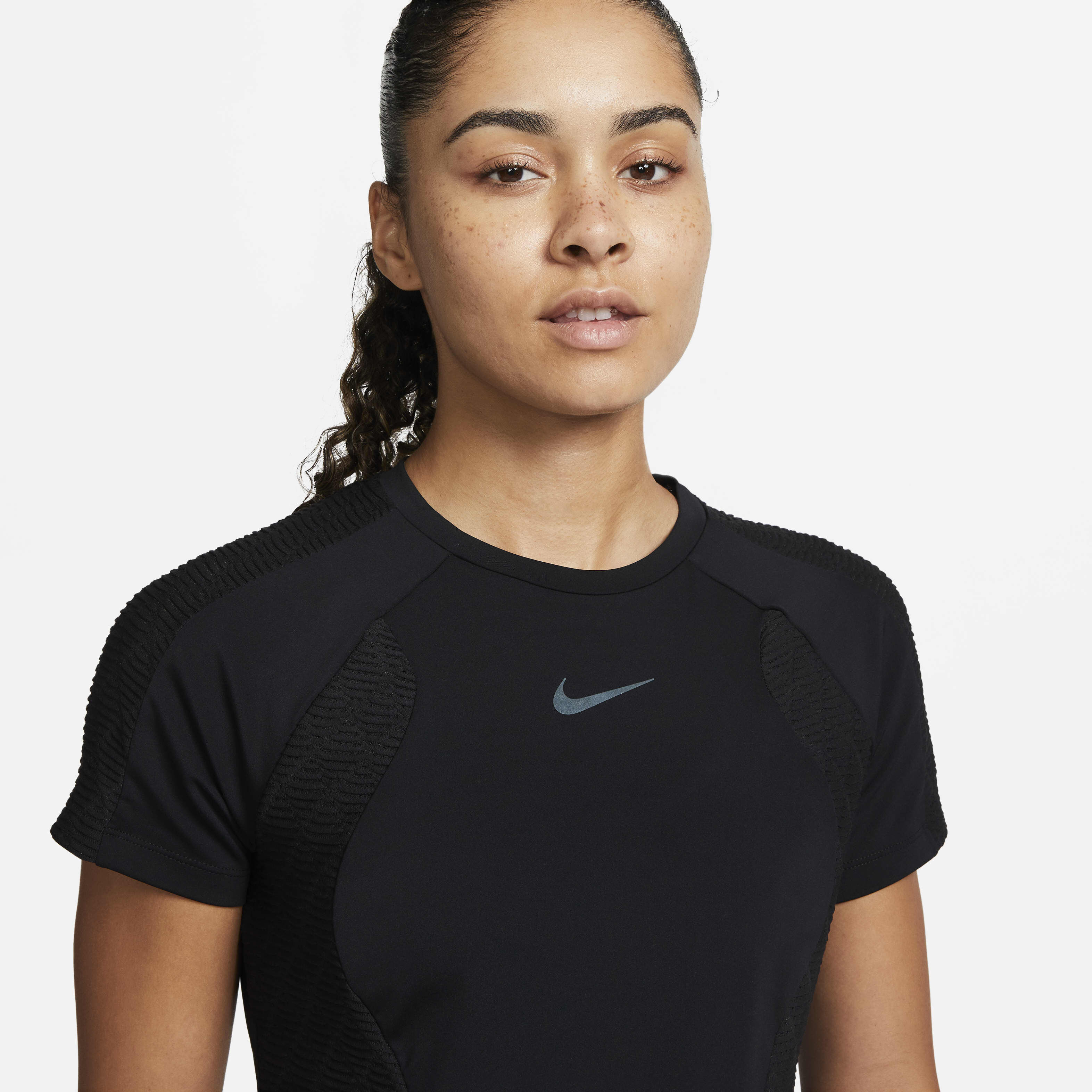 Nike Dri-FIT ADV Run Division image number 2