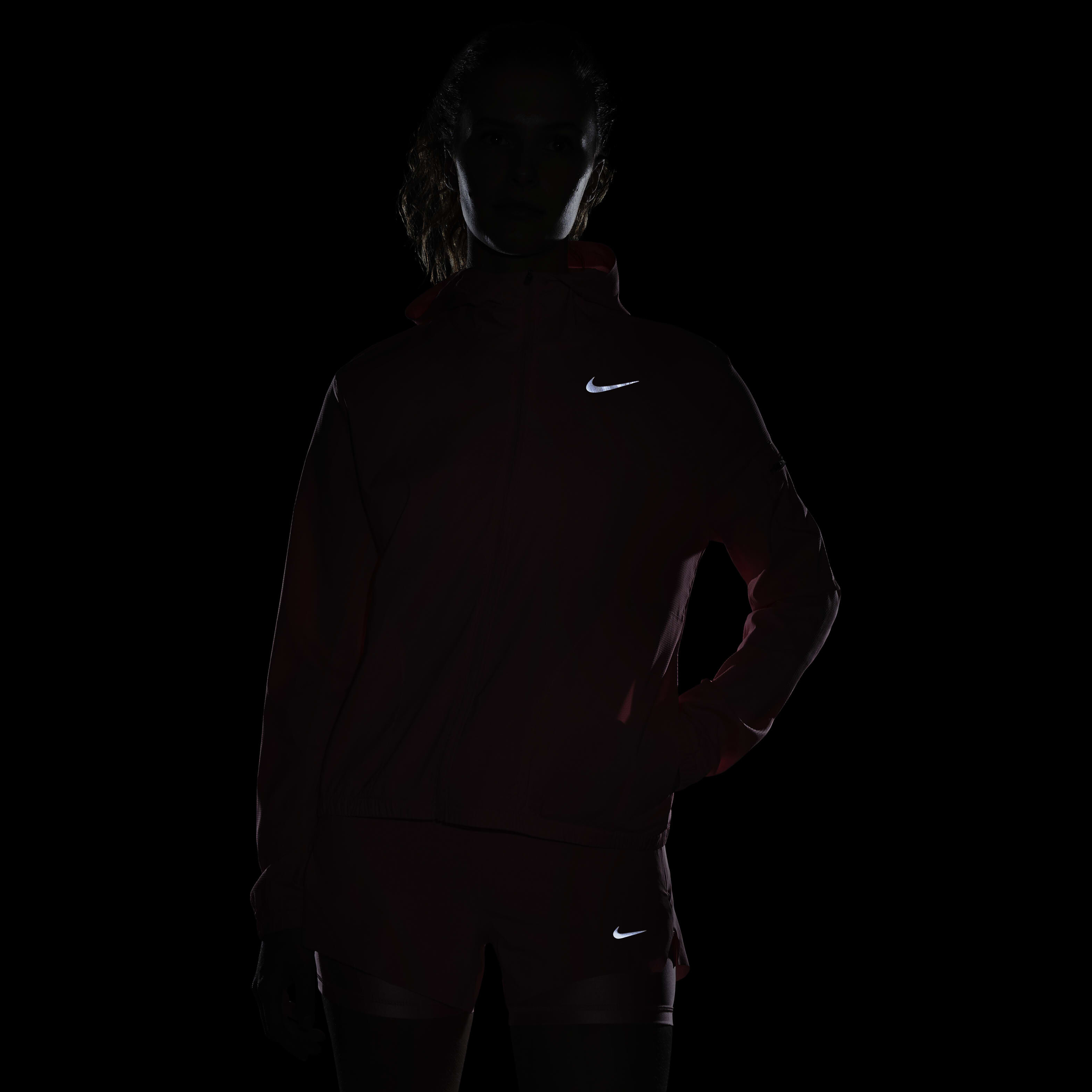 Nike Impossibly Light image number 7