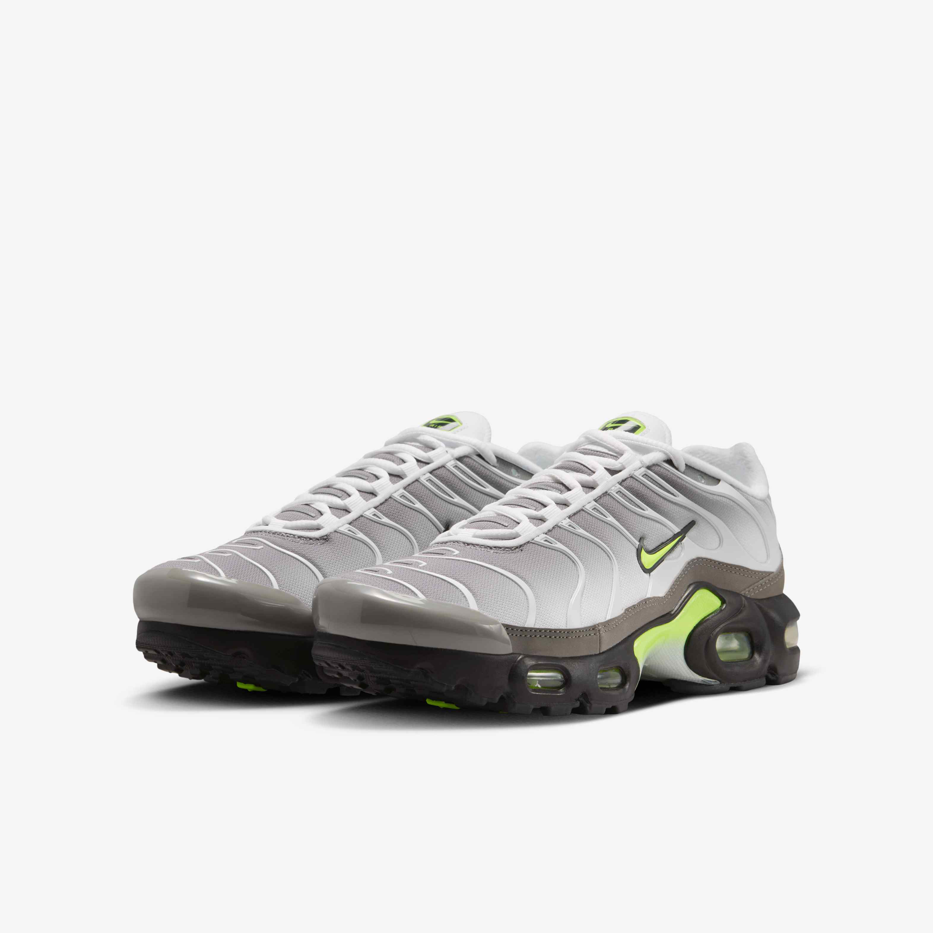Nike Air Max Plus image number 4