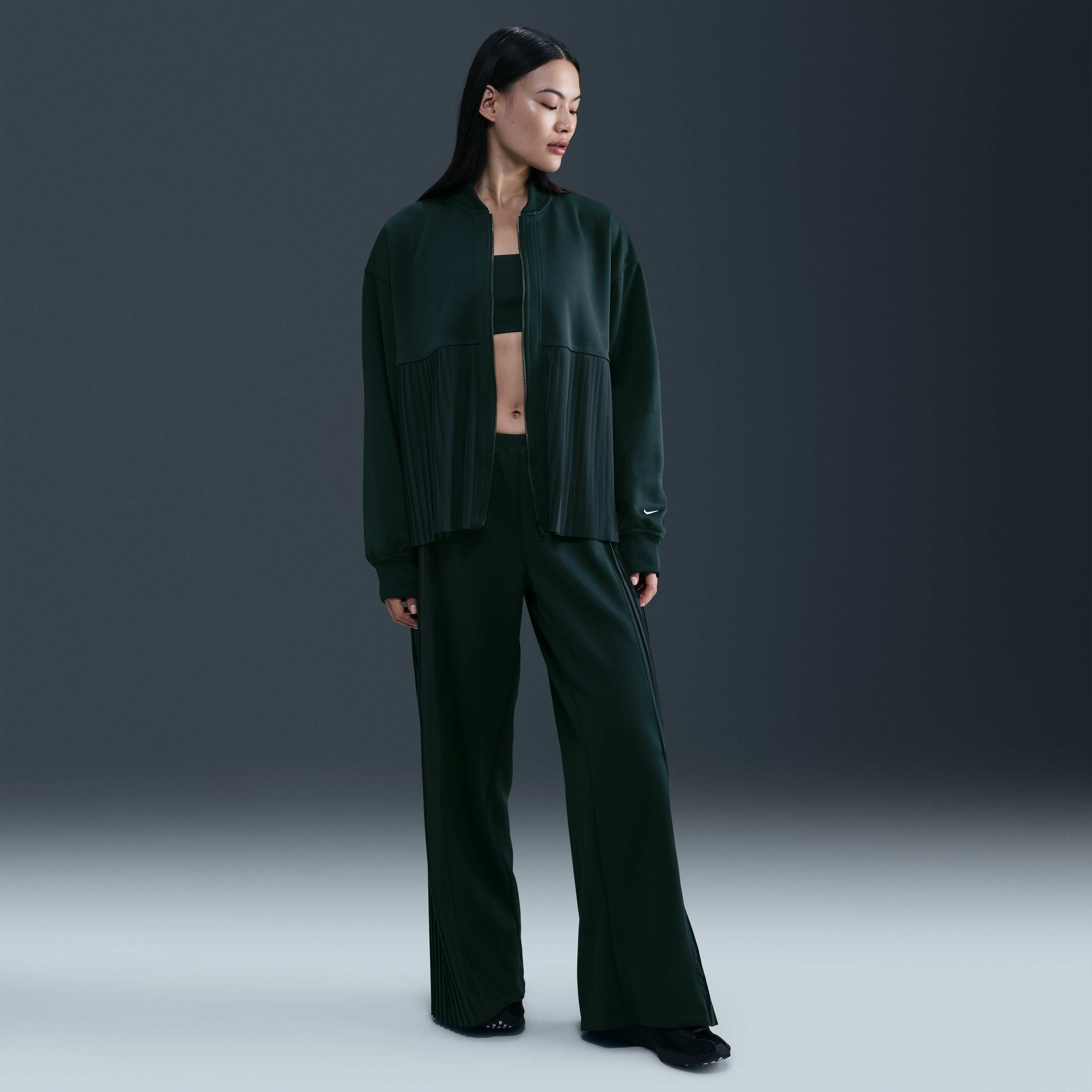 نايكي سبورتسوير image number 3