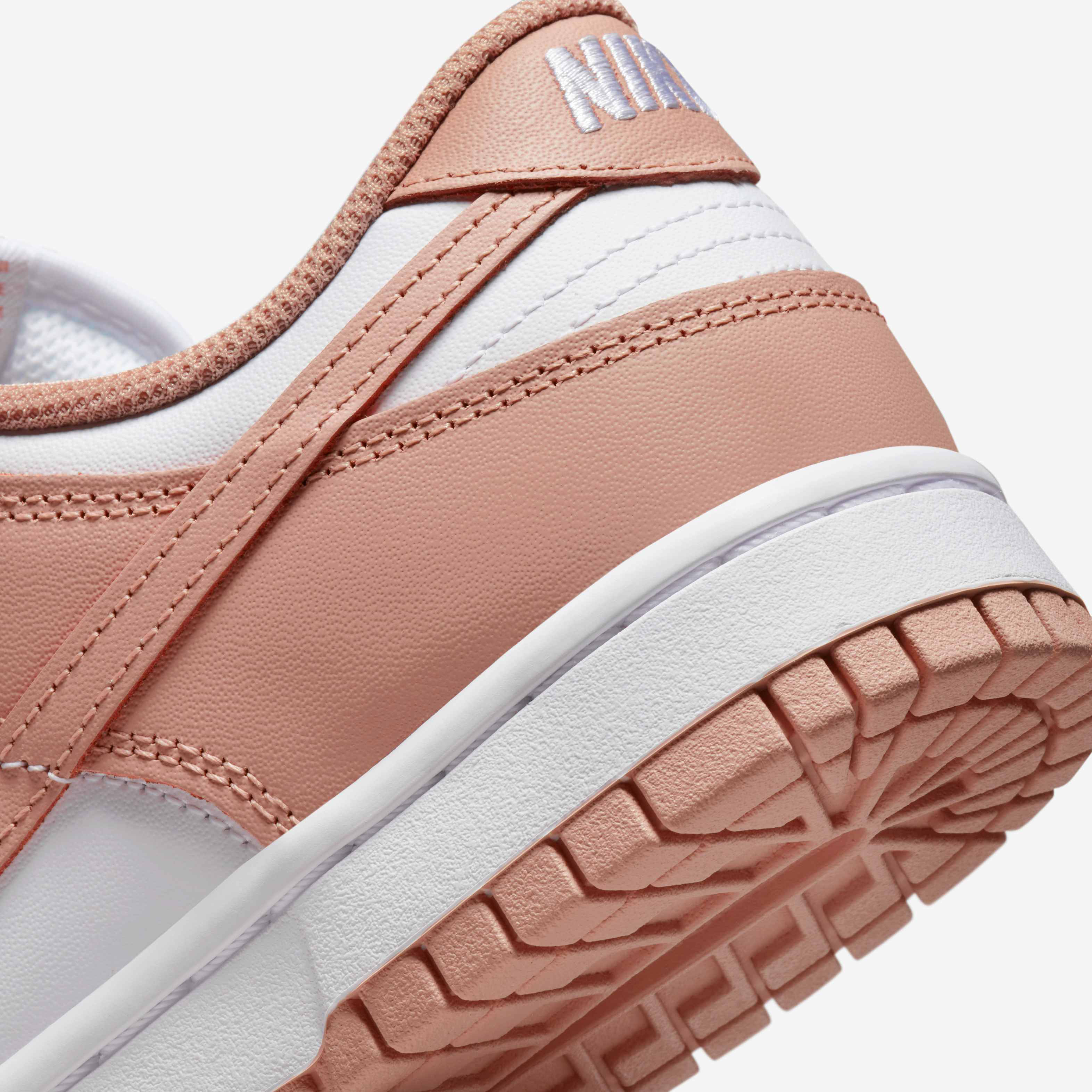 نايكي دانك لو image number 7