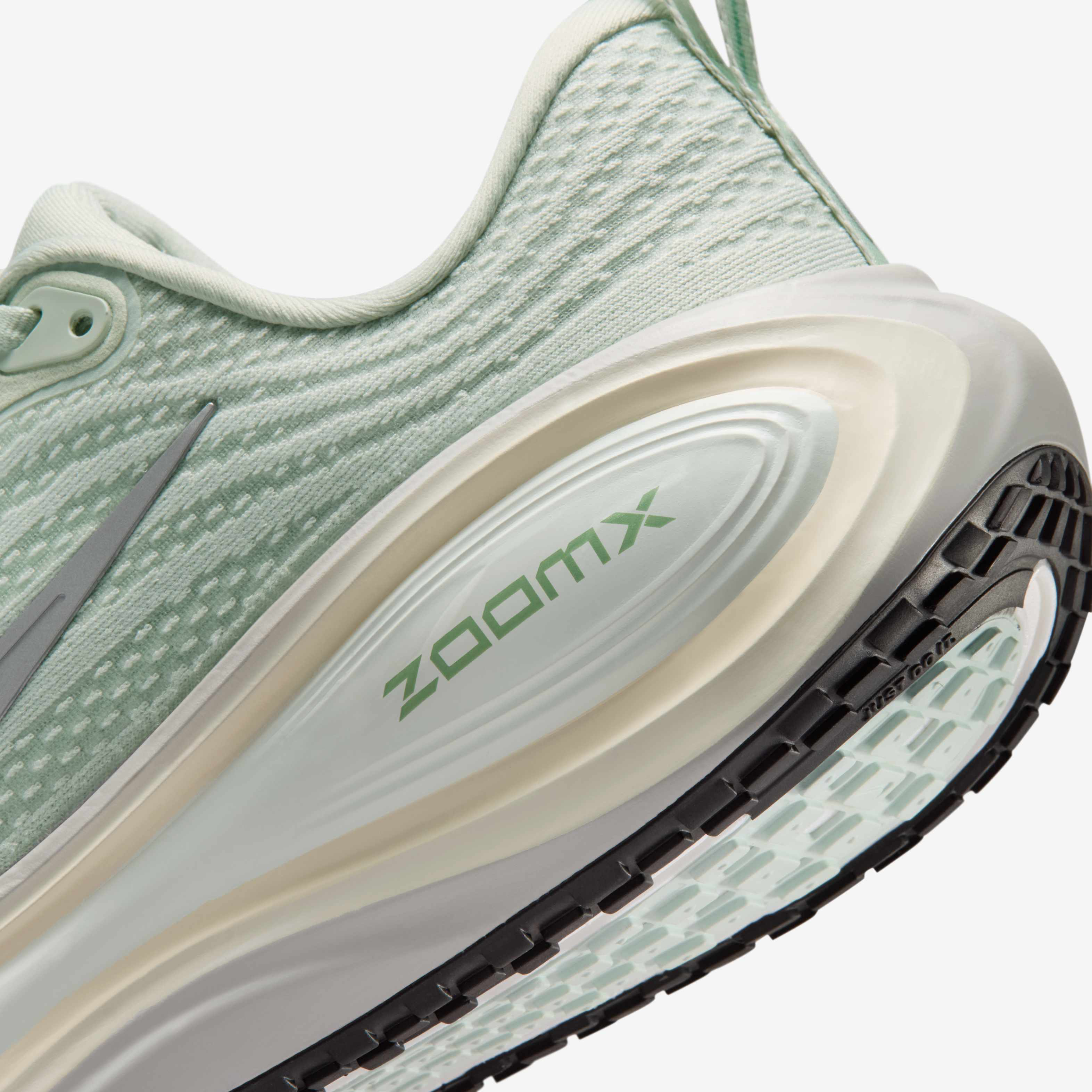 Nike Vomero Plus image number 7