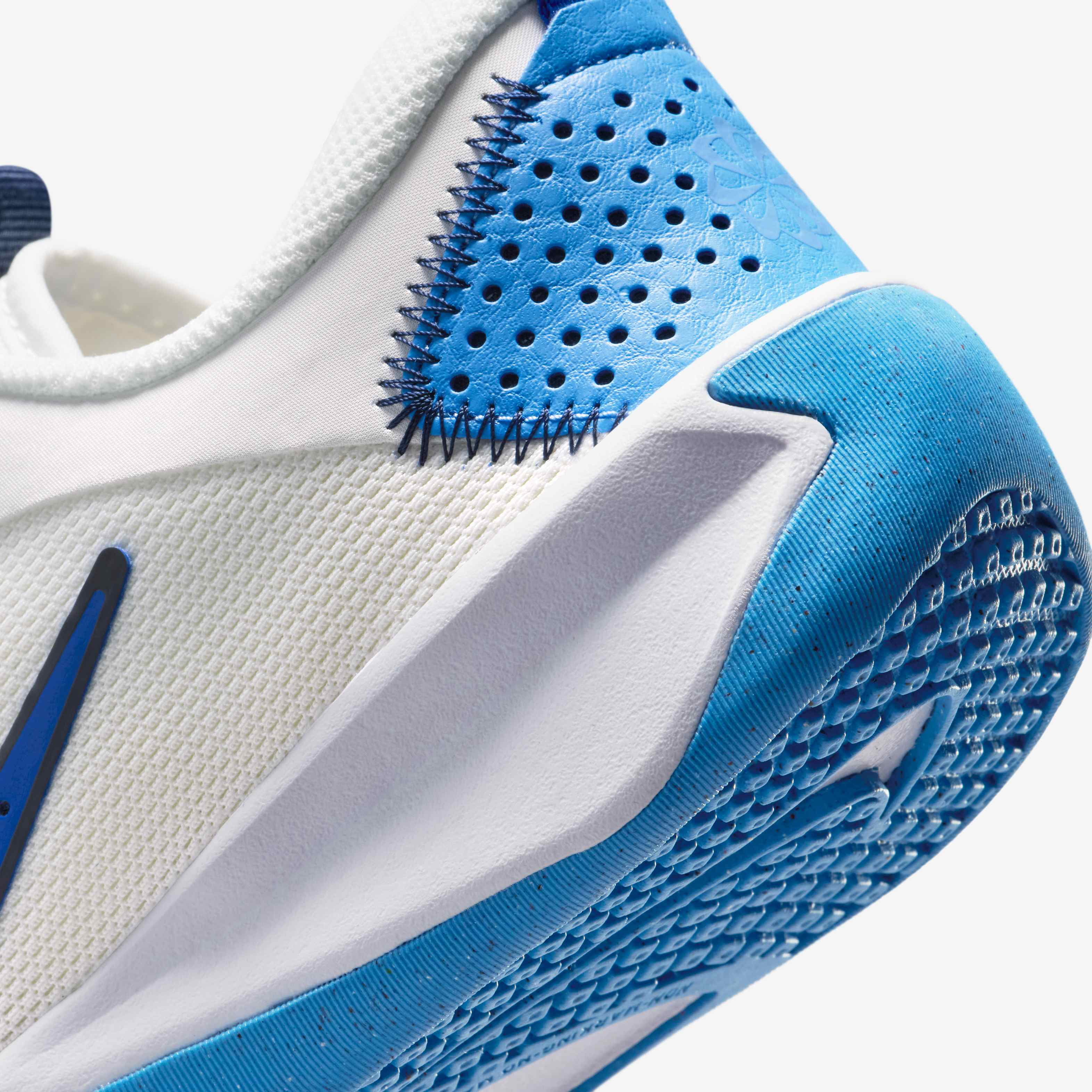 Nike Omni Multi-Court image number 7