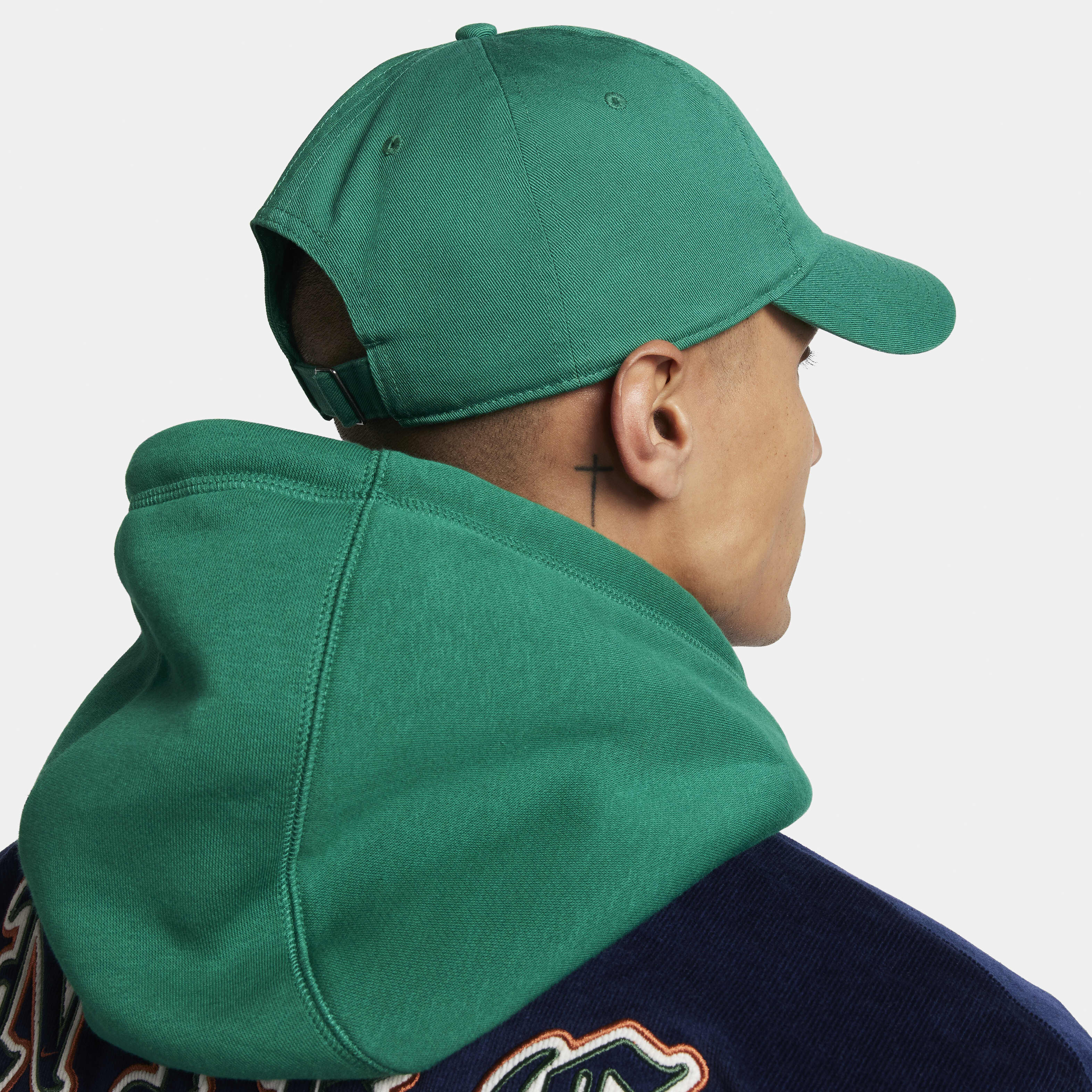 Nike Club image number 1