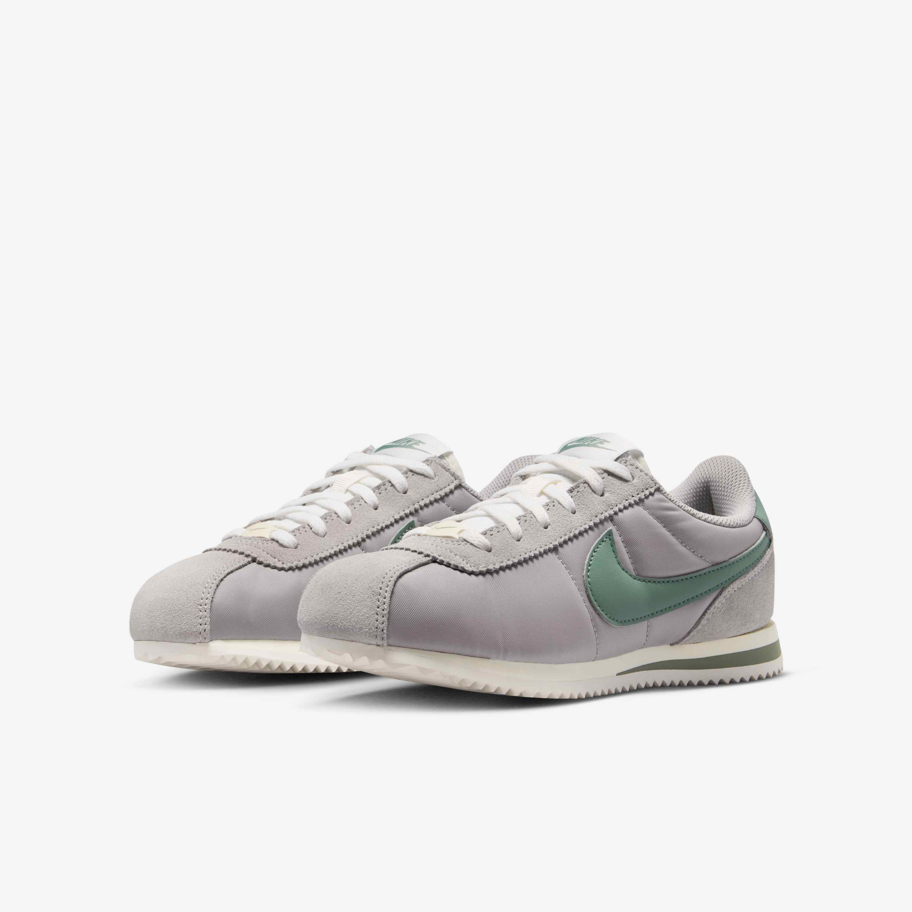 Nike Cortez Textile image number 4