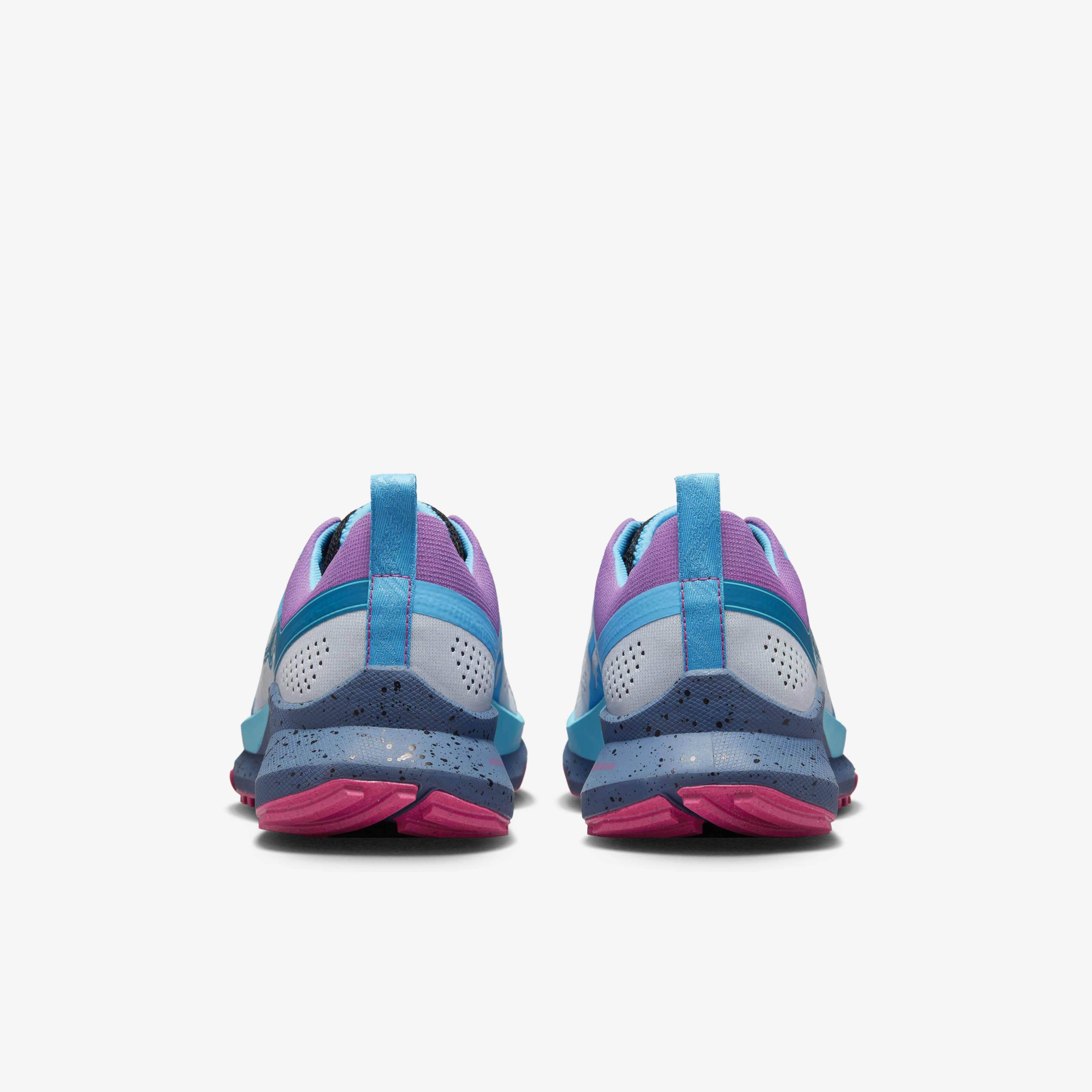 Nike react baby pink cheap