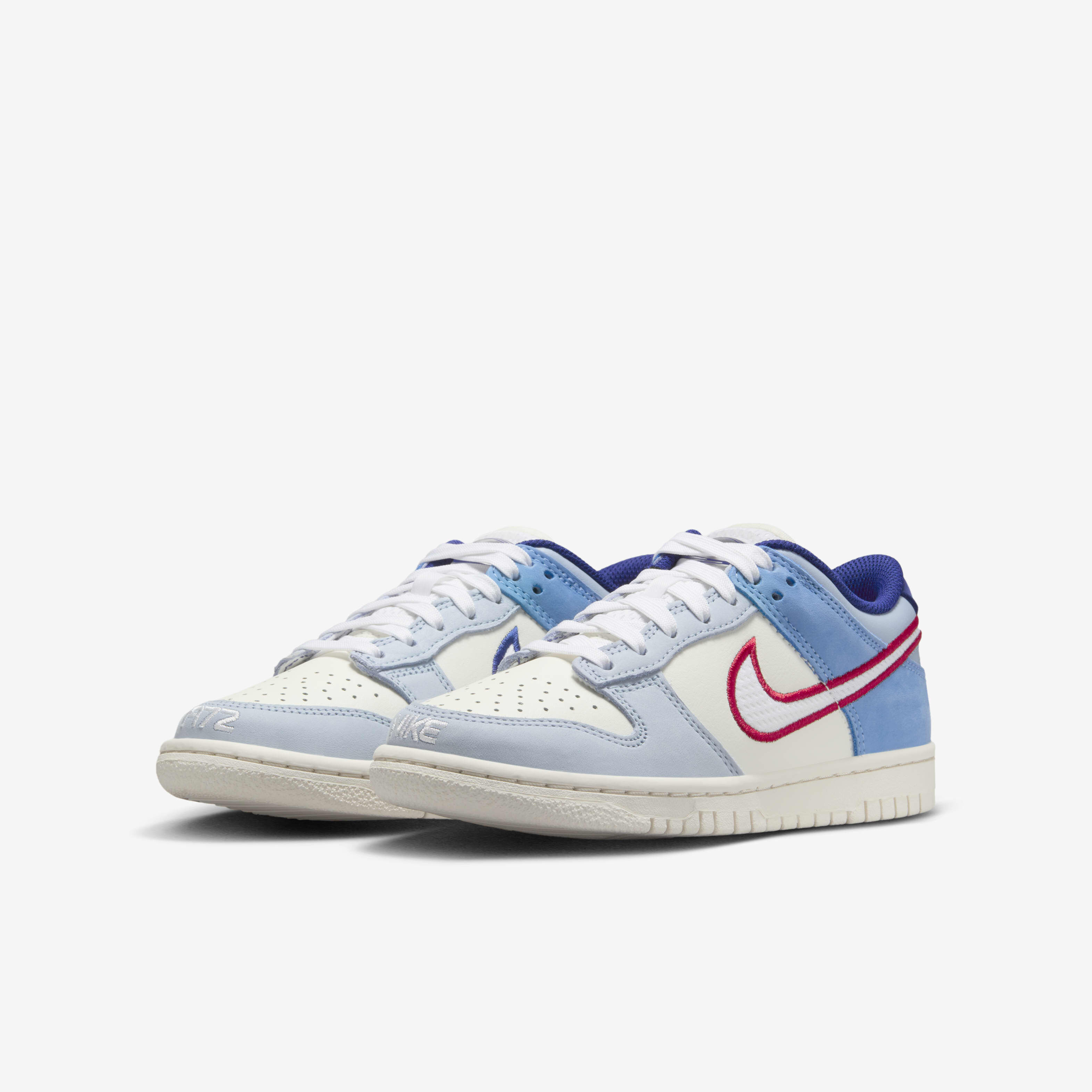 Nike Dunk Low image number 4