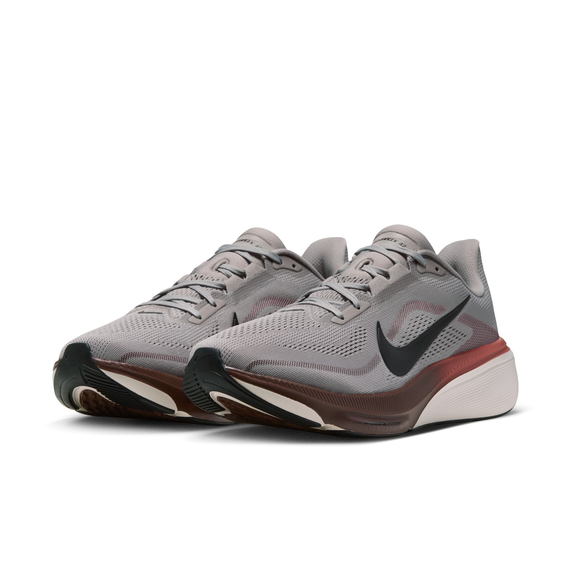 Nike Pegasus 42 image number 2