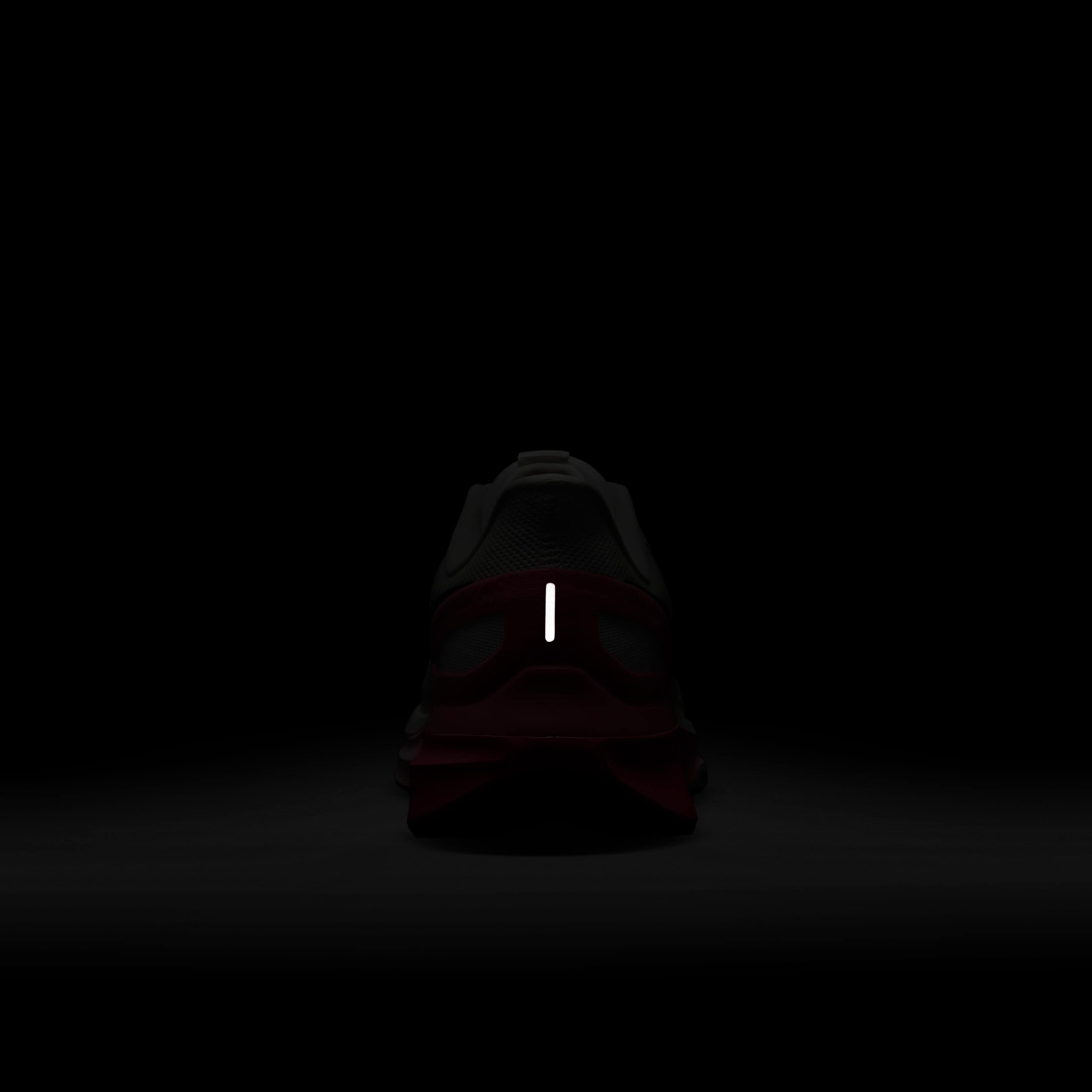 Nike Structure 25 image number 8