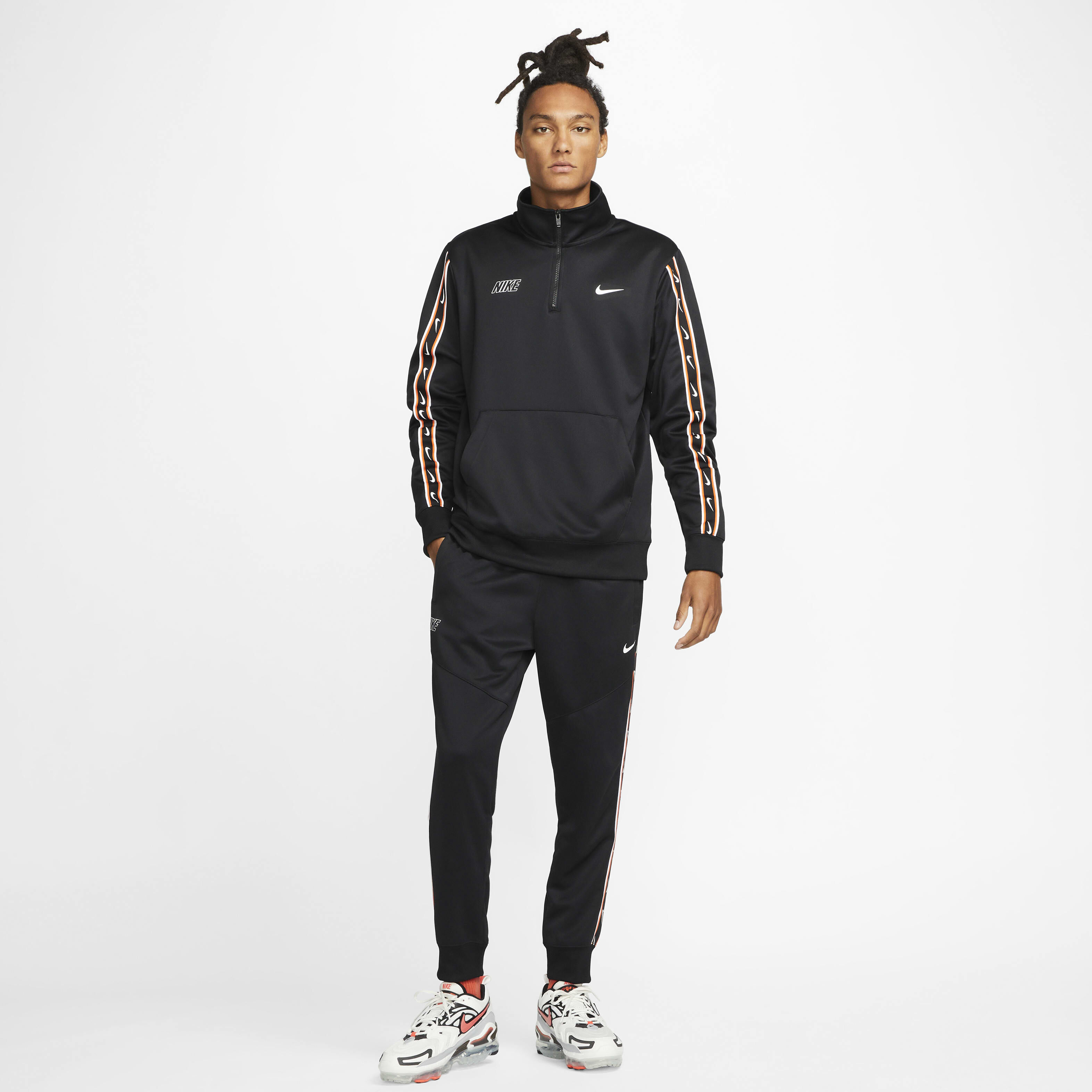 Nike Sportswear Repeat image number 4