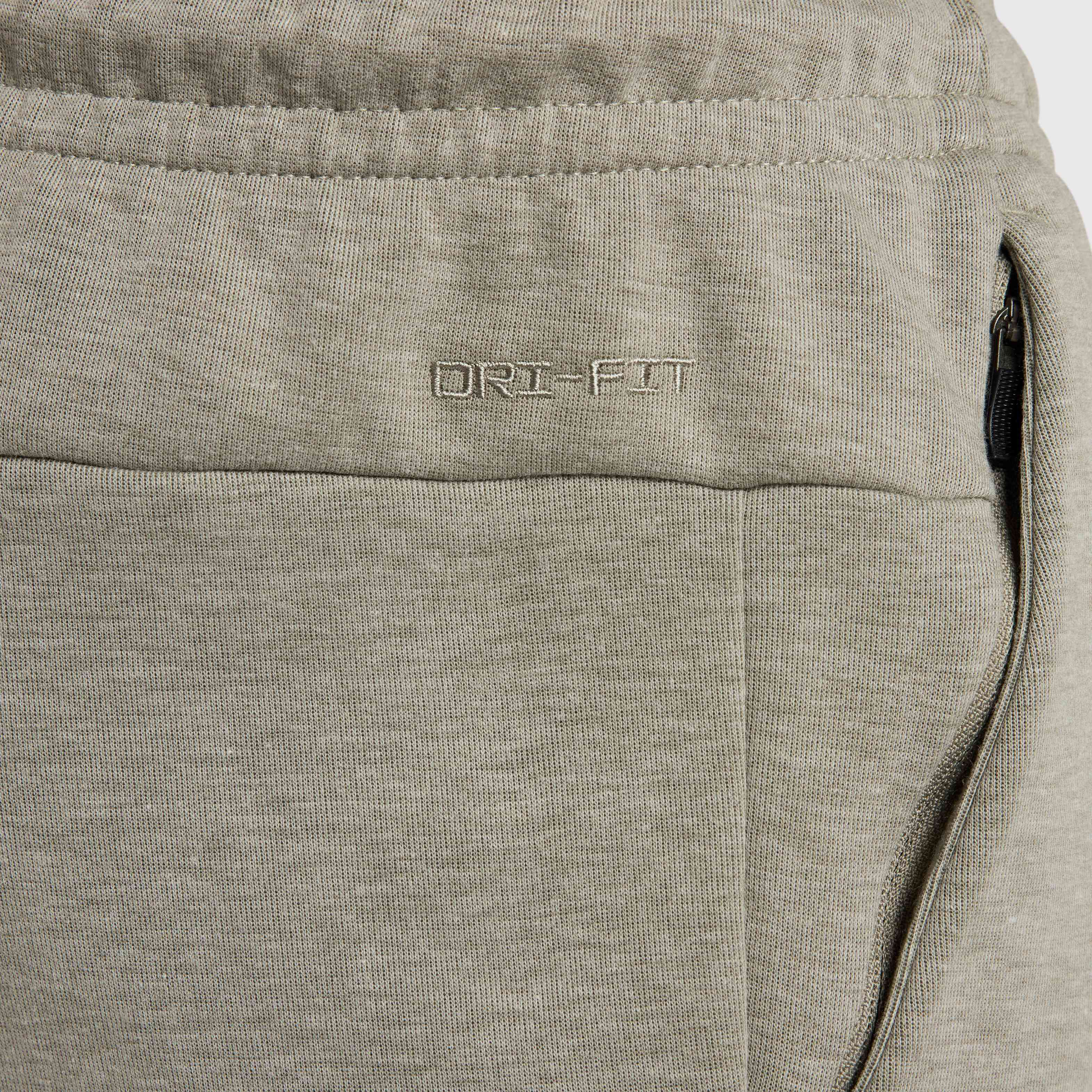 Nike Primary Fleece image number 4
