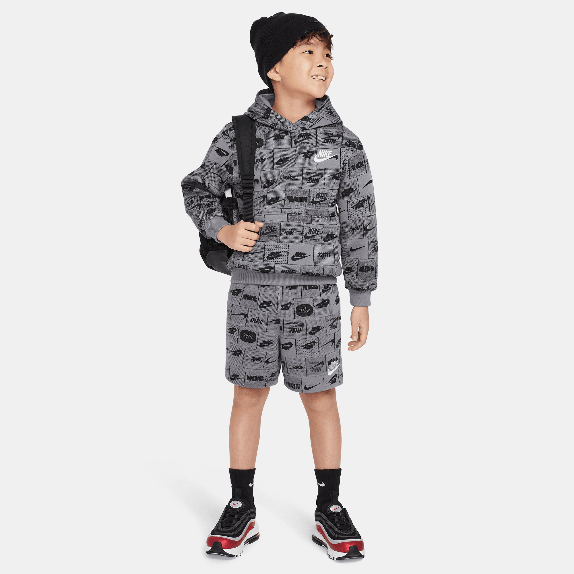 Nike Sportswear Club image number 4