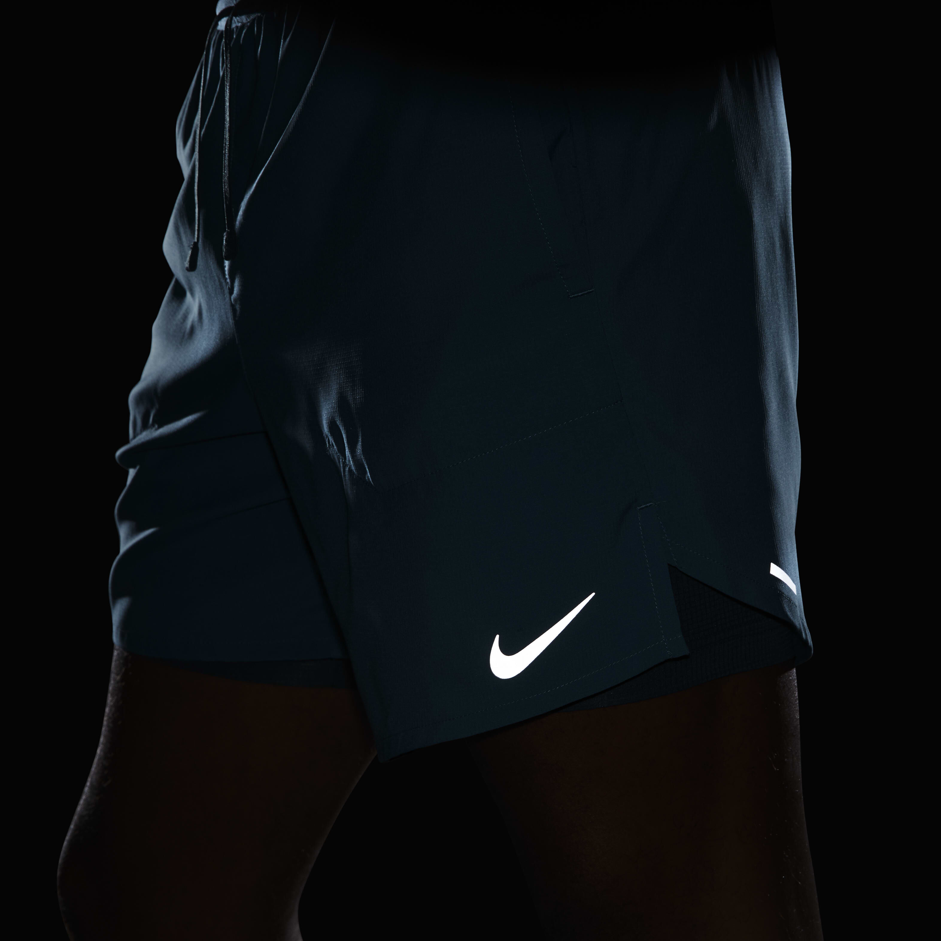 Nike Stride image number 8