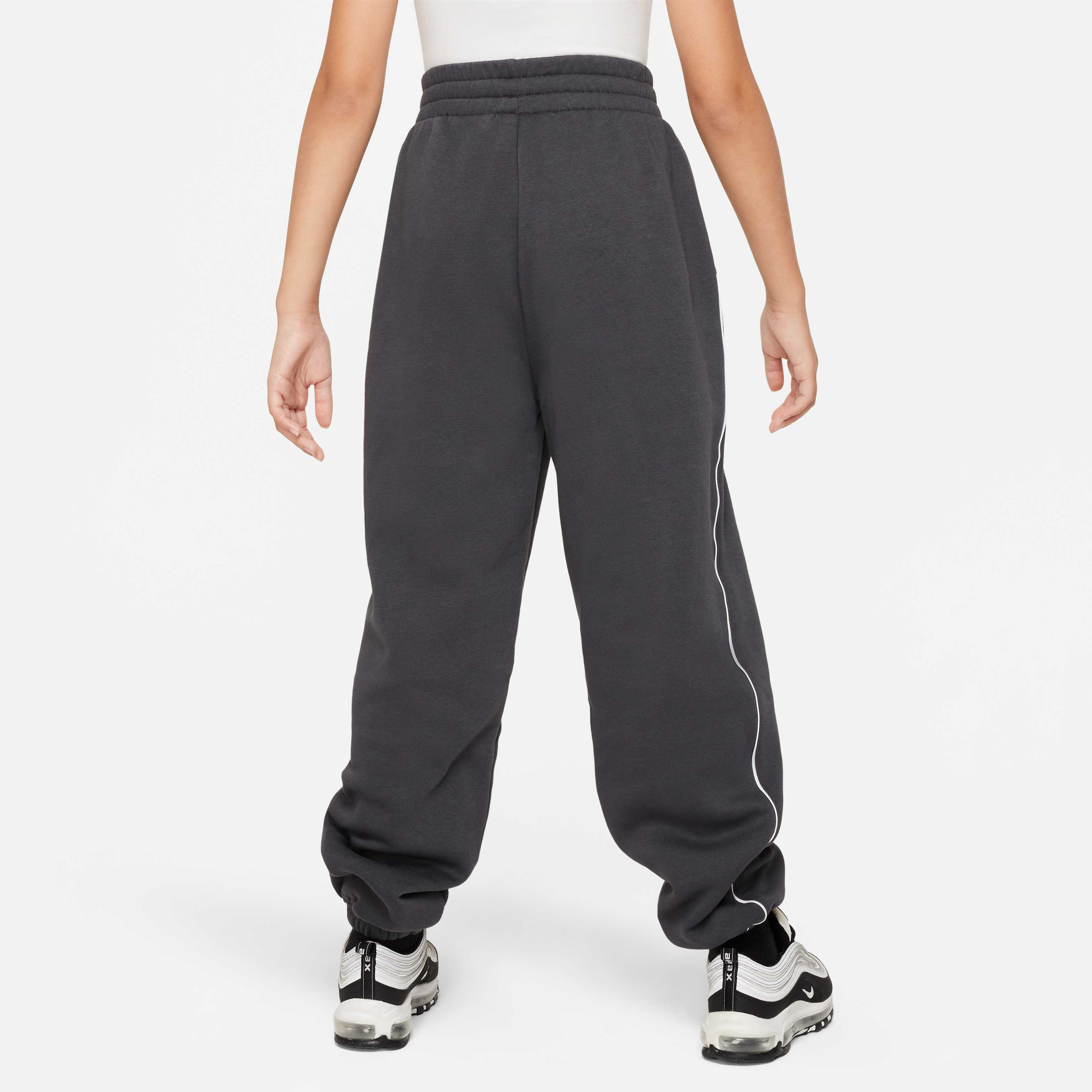 Nike Sportswear image number 1