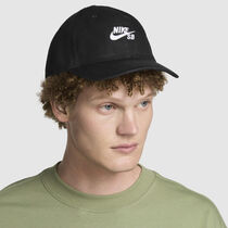 Nike SB Club