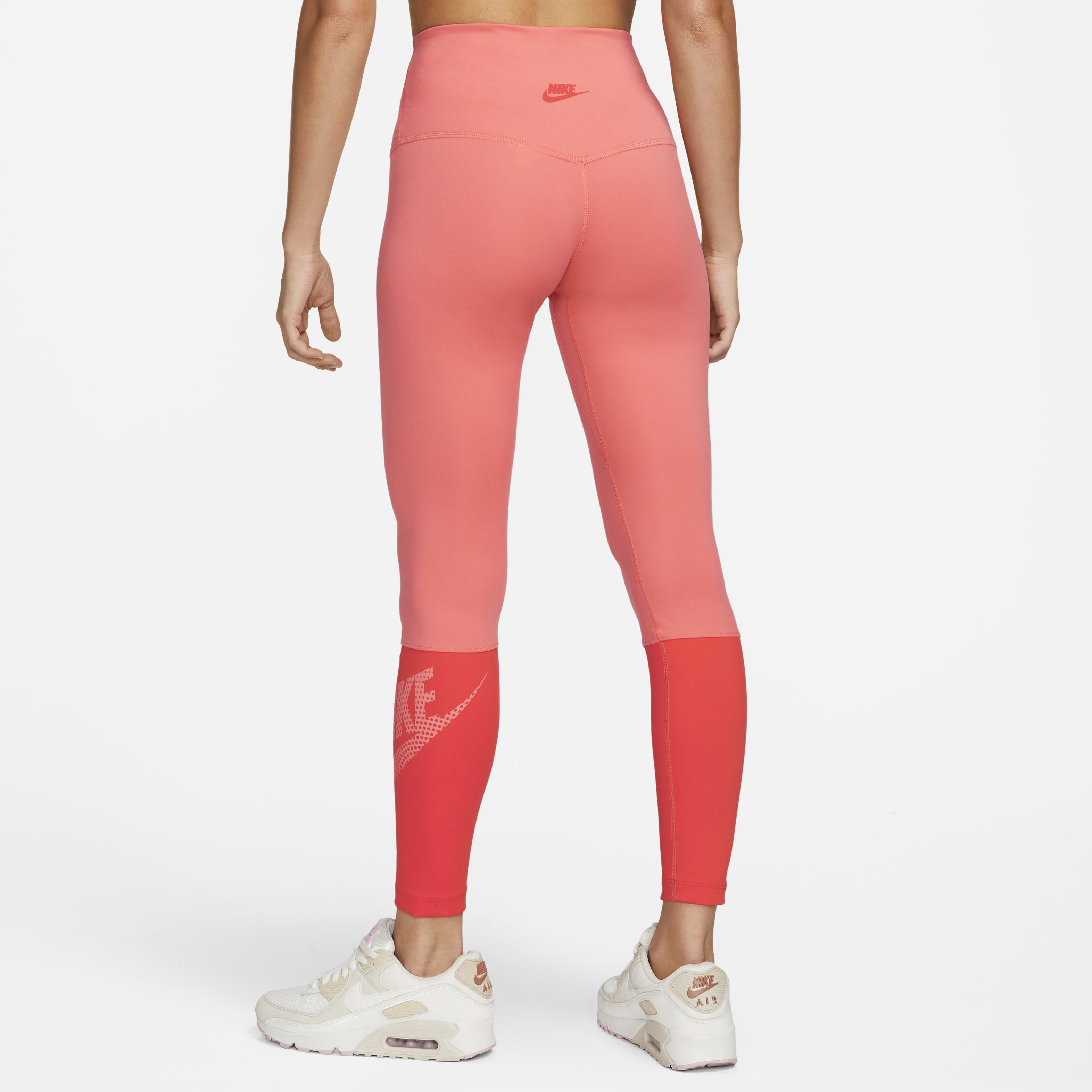 Nike peach leggings top