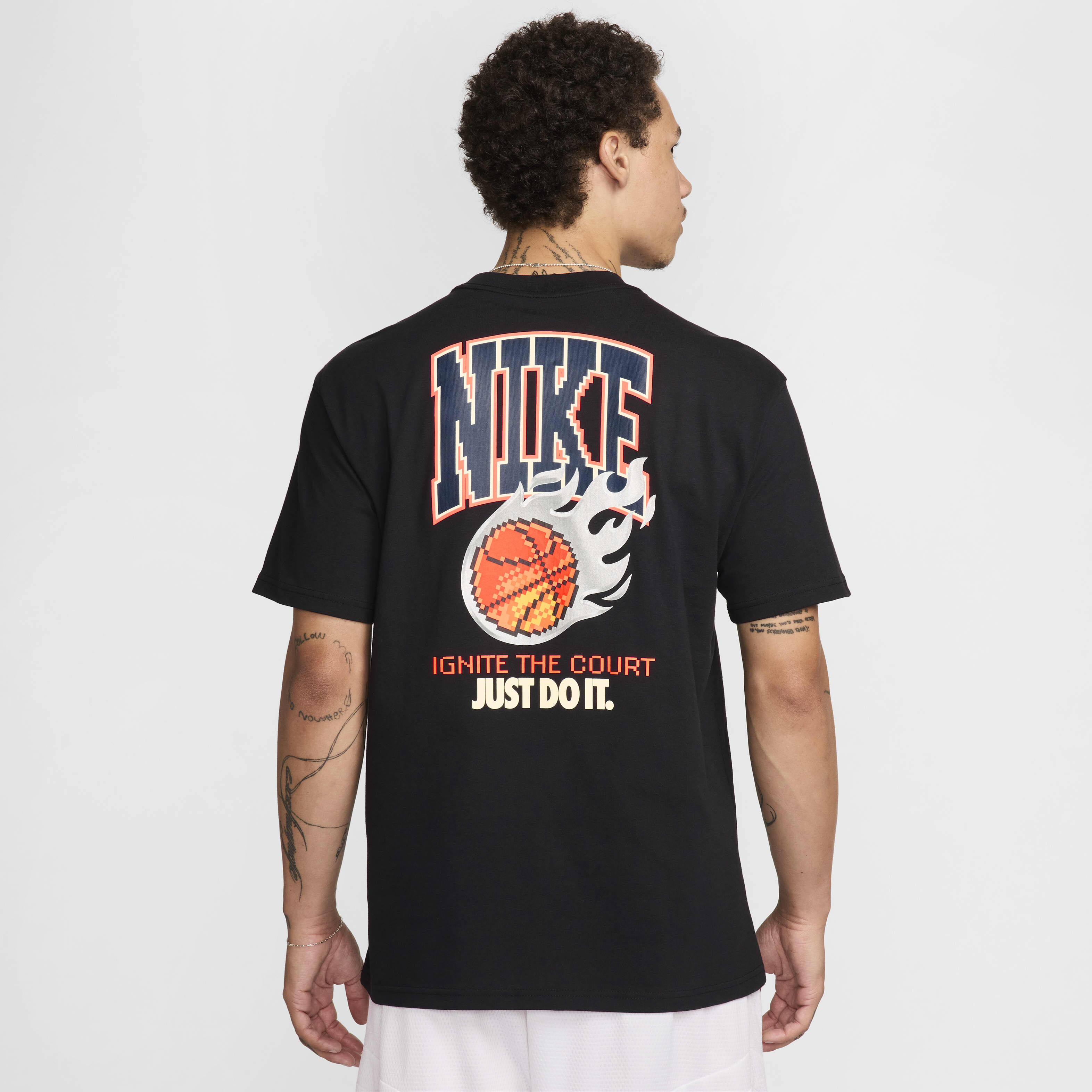 【NIKE】★MAX90 BASKETBALL T-SHIRT★韓国人気★【正規品】 Nike Men's Max90 Basketball T-Shirt. Nike.com