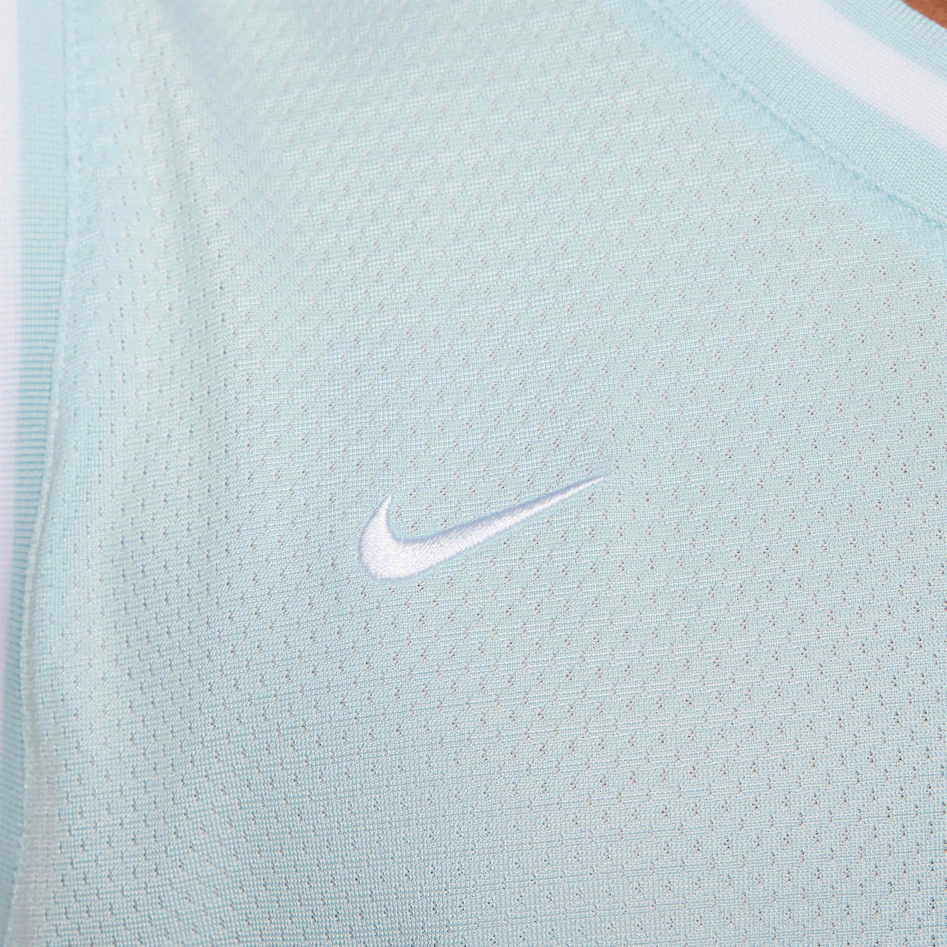 نايكي DNA image number 3