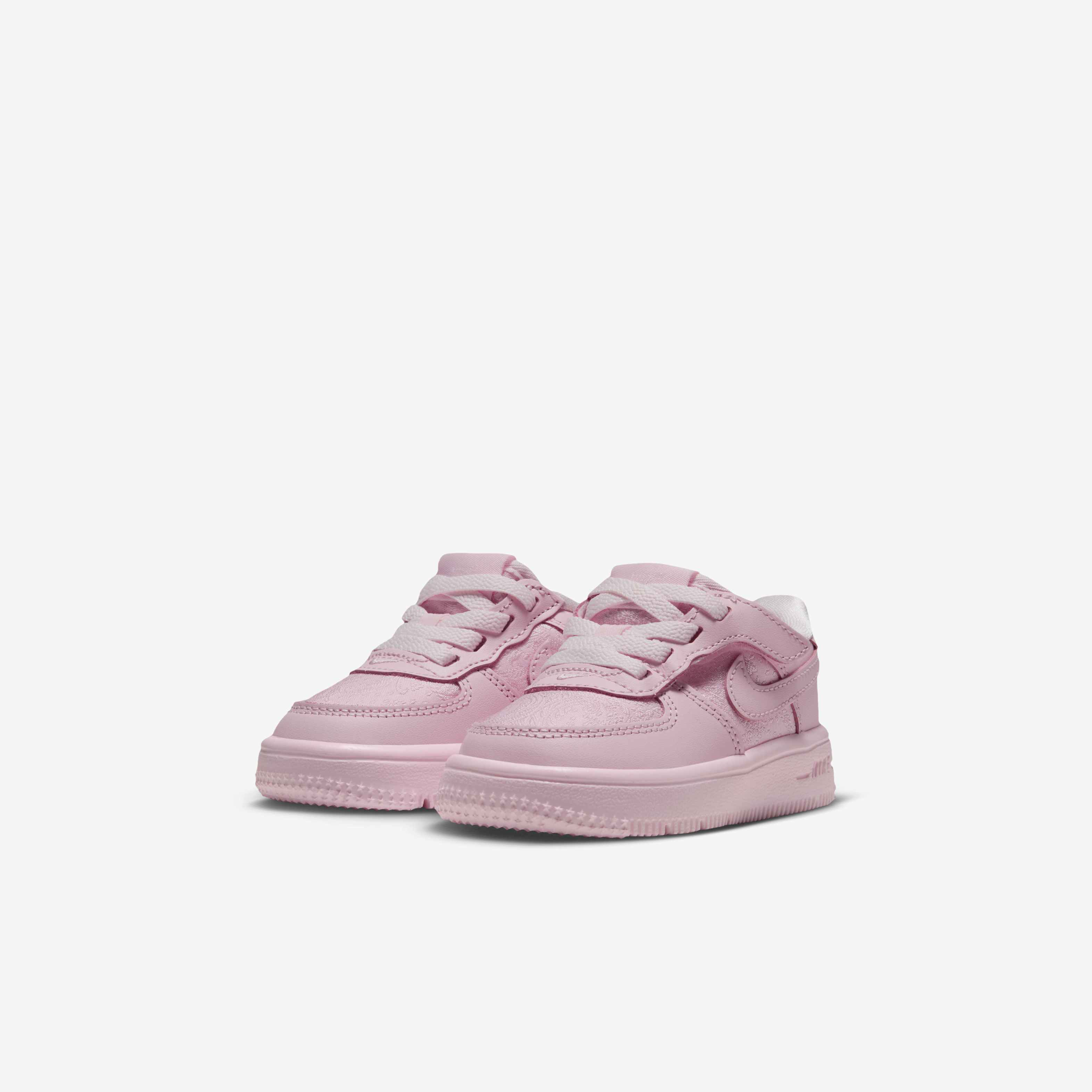 Nike Force 1 Low EasyOn image number 4