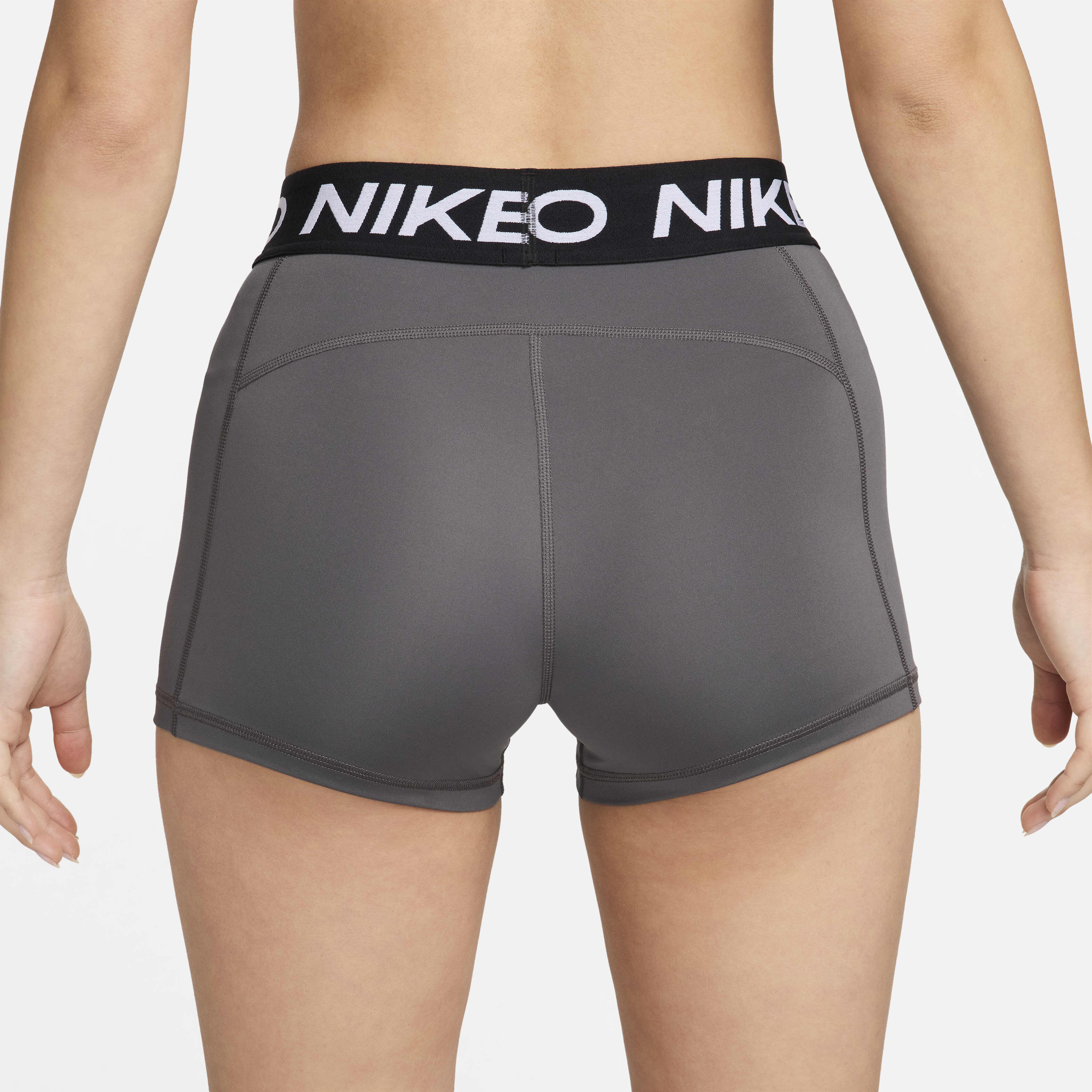 Nike Pro image number 2