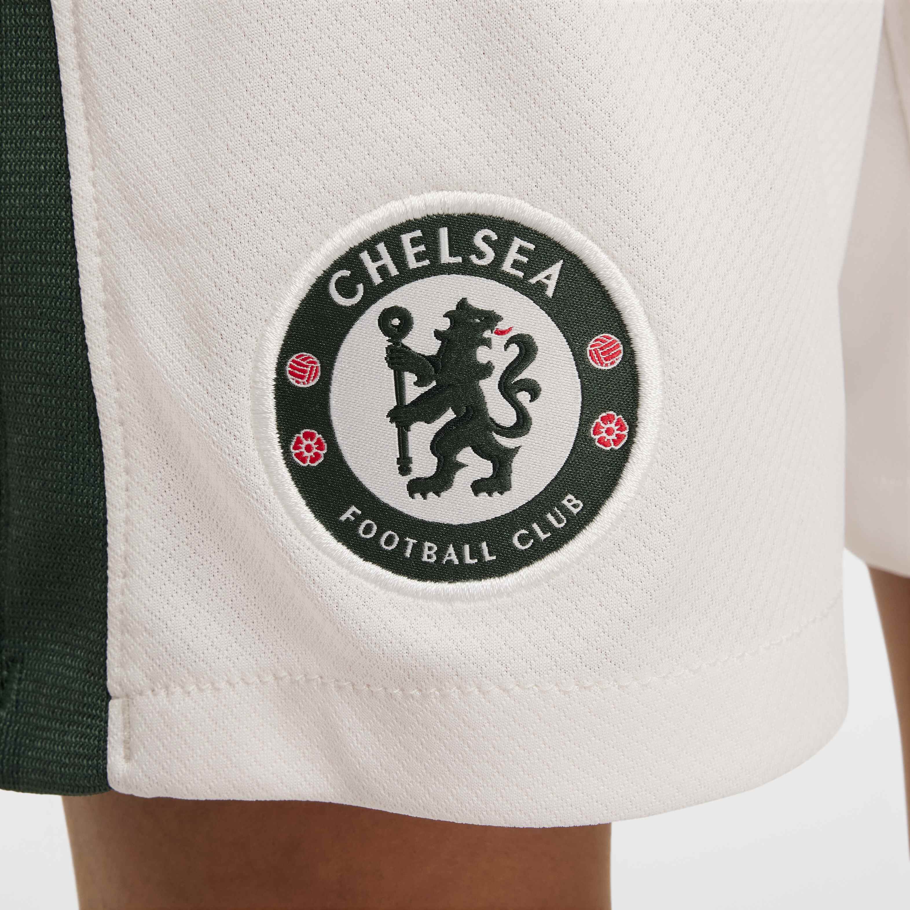Chelsea F.C. 2025/26 Stadium Away image number 5