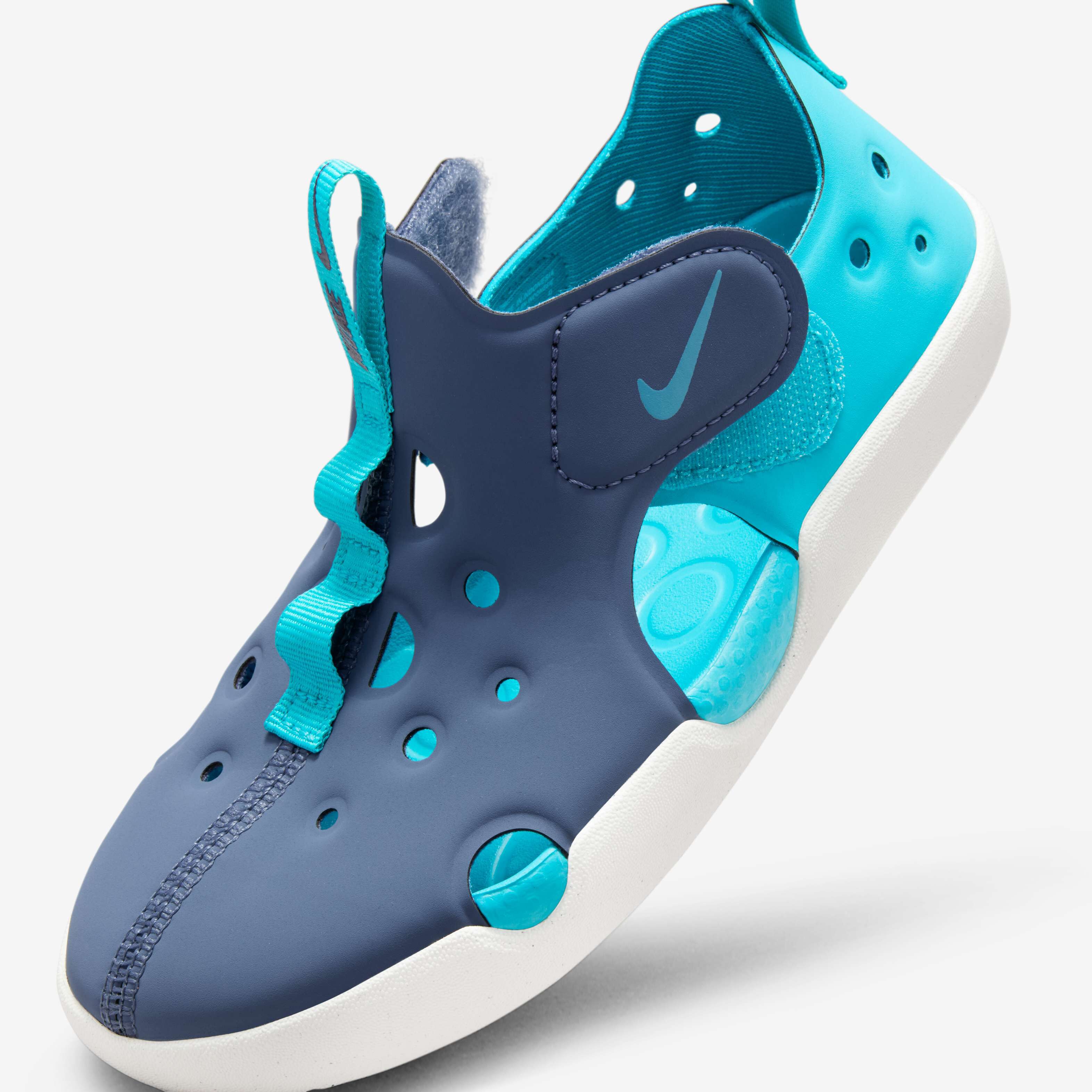 Nike Sunray Protect 4 image number 8