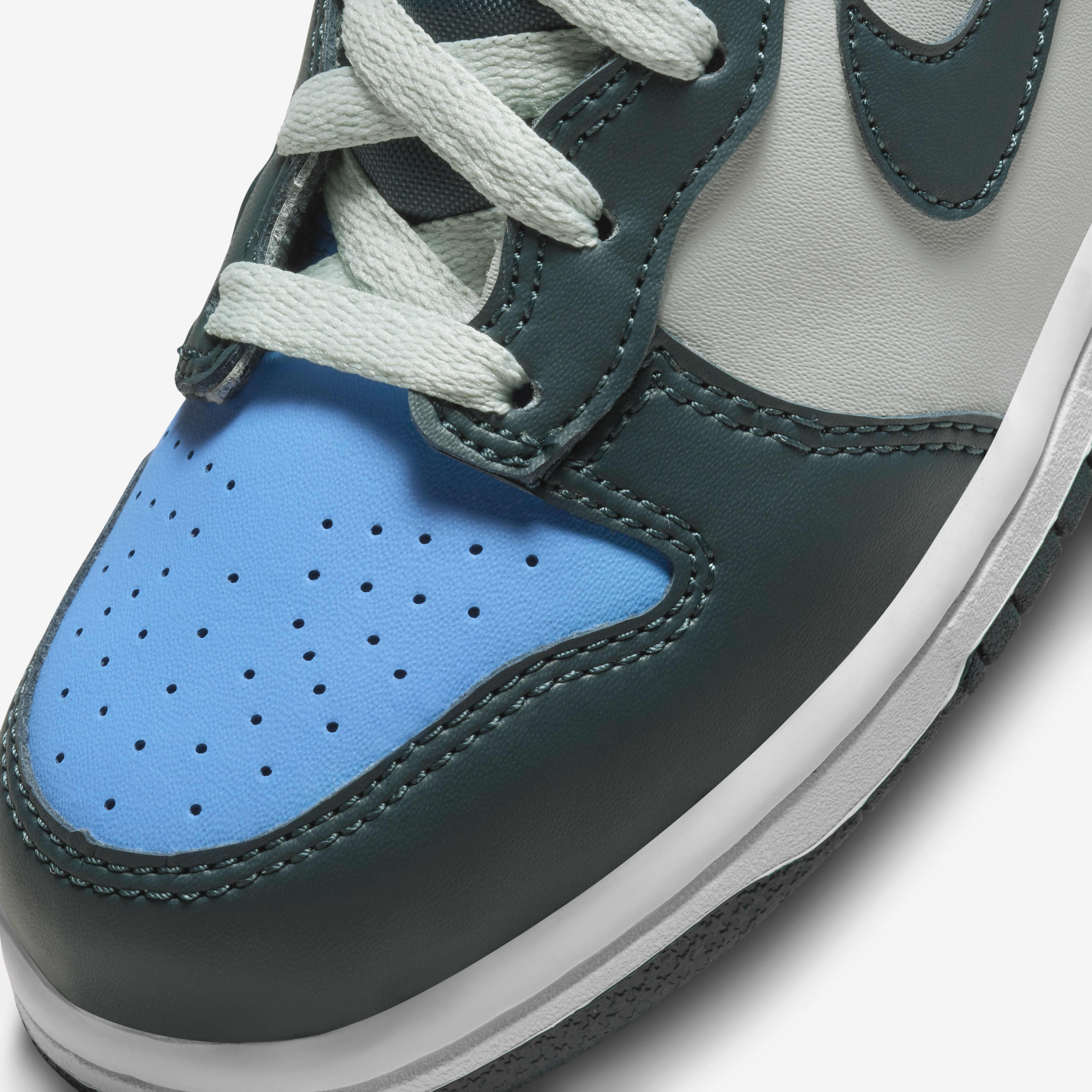 نايكي دانك هاي image number 6