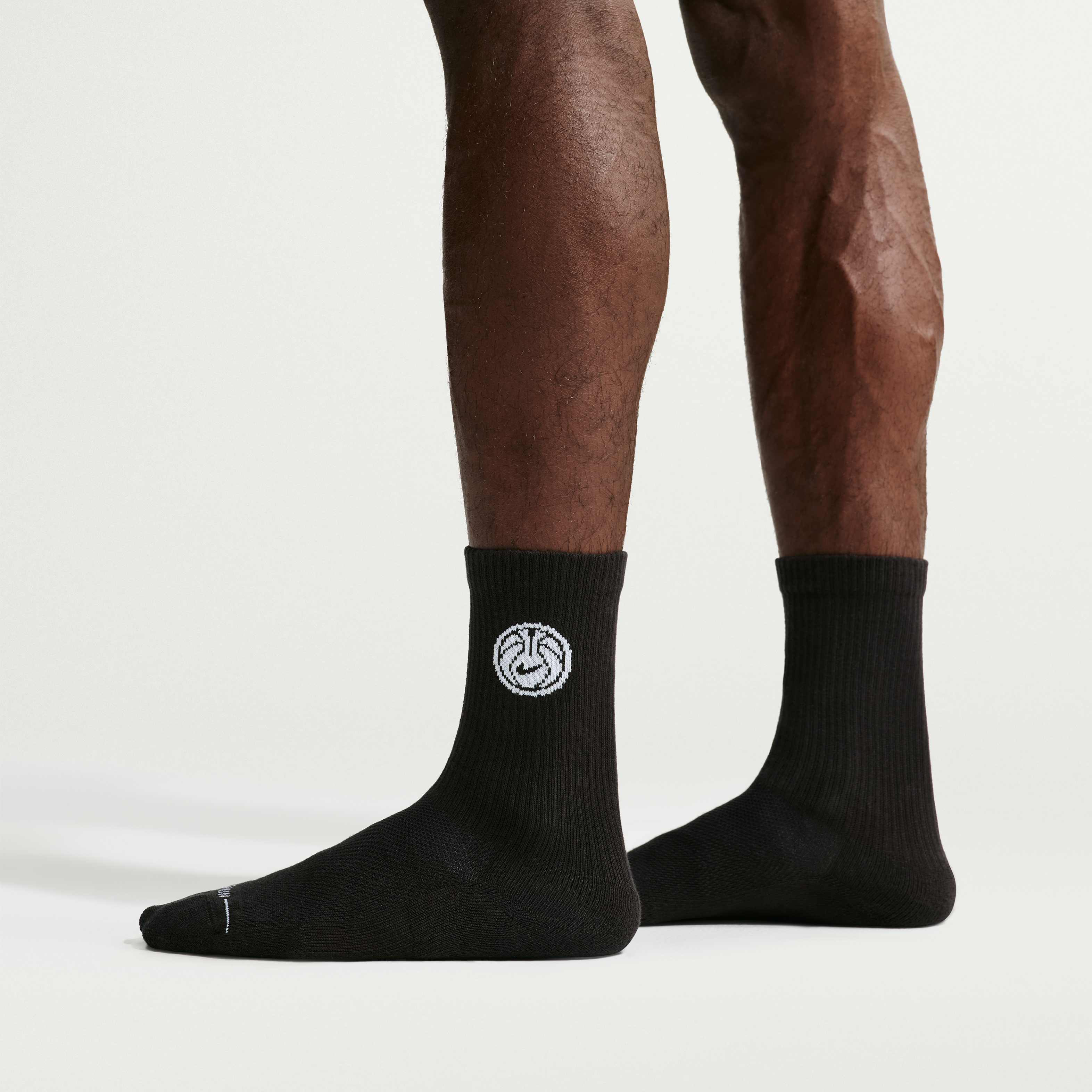 Nike Everyday Elevated image number 2