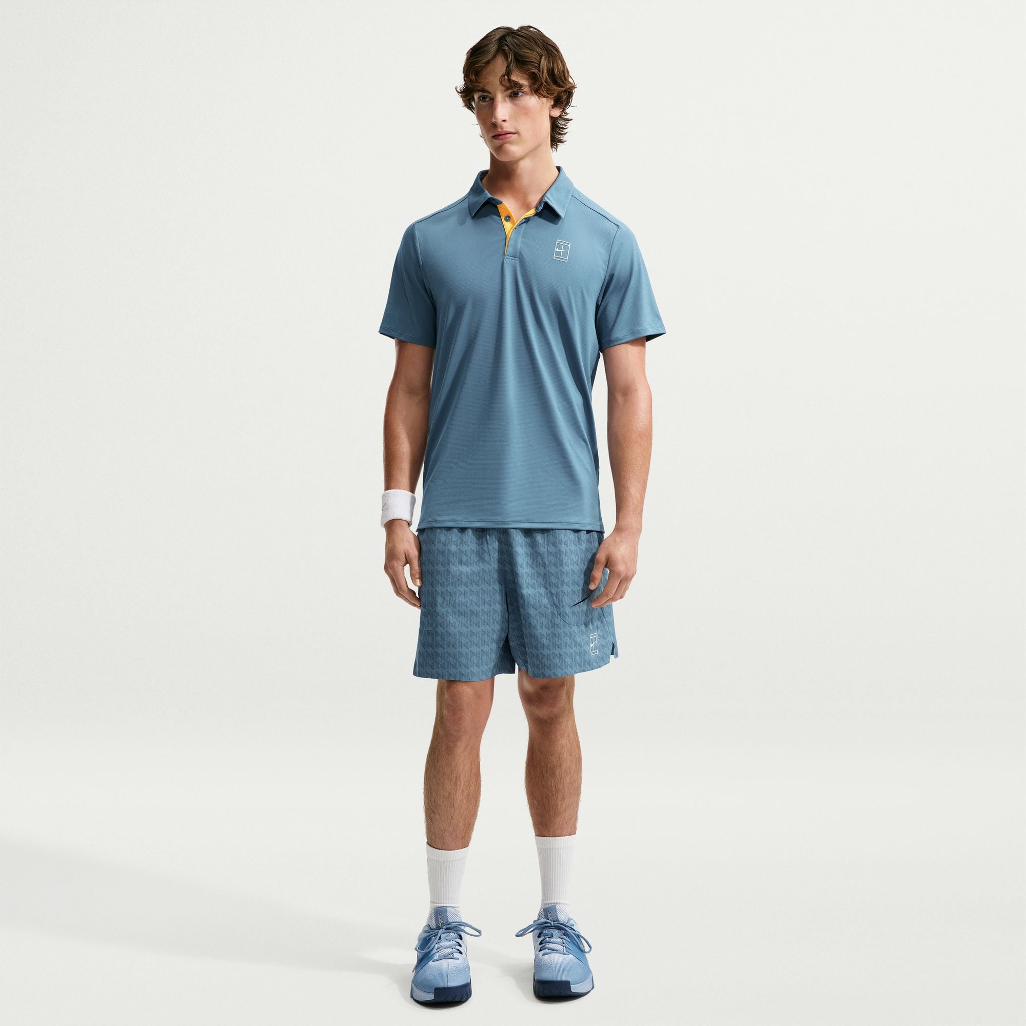 NikeCourt Advantage image number 0