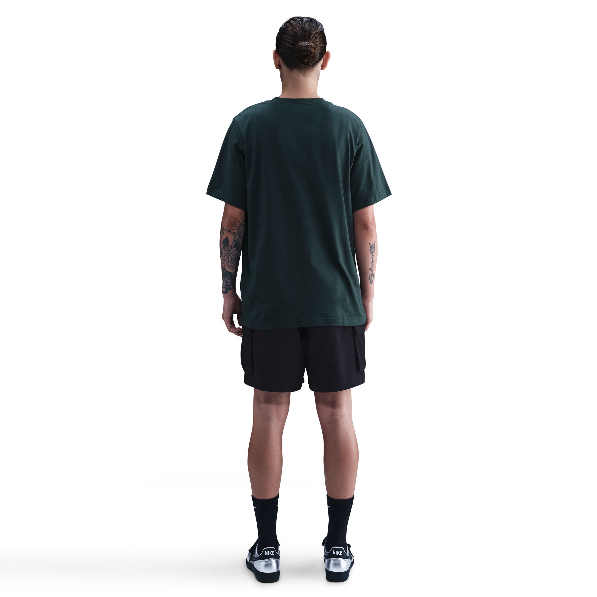 Nike Sportswear Essential image number 1
