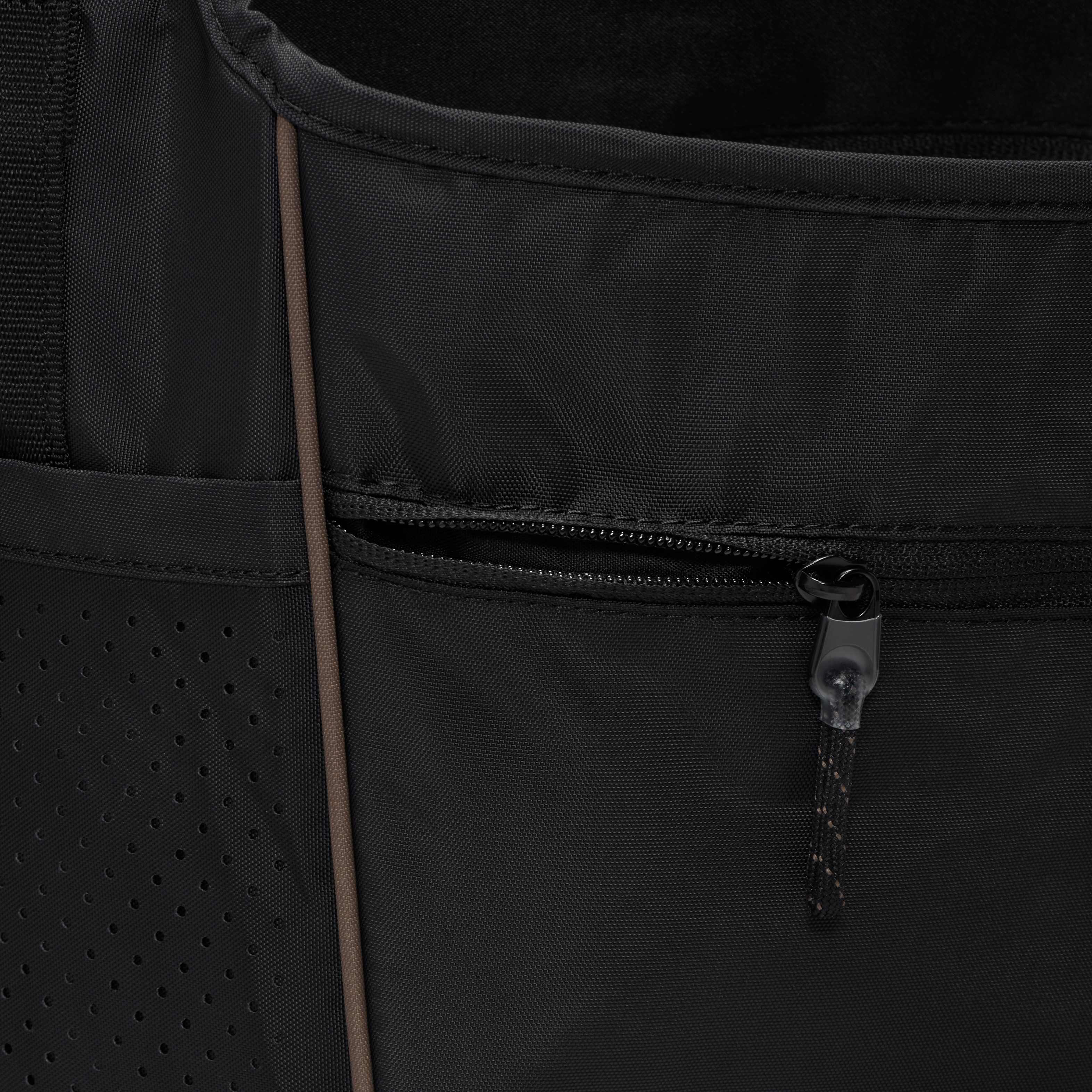 نايكي سبورتسوير ايسنشالز image number 5