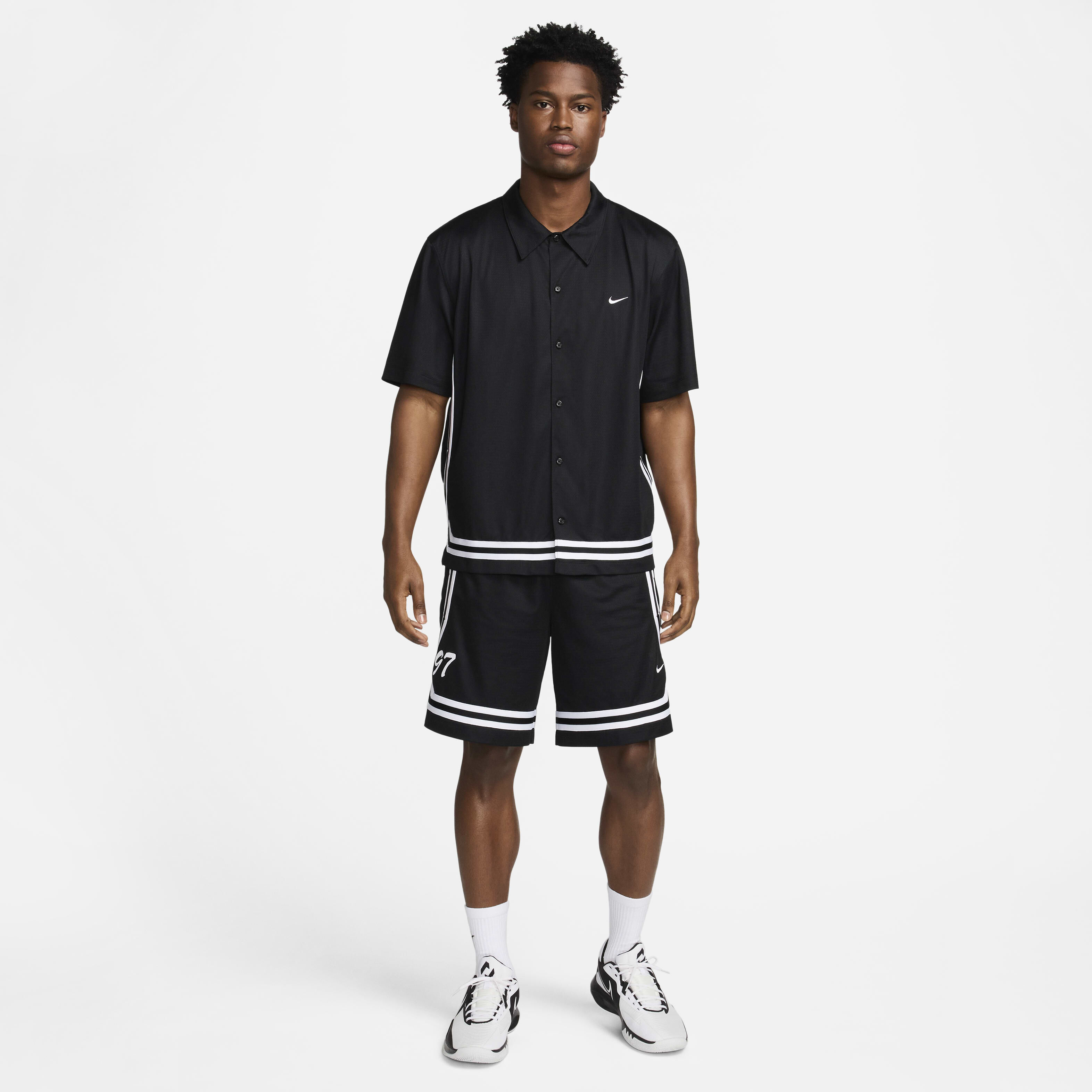 Nike shorts dna clearance