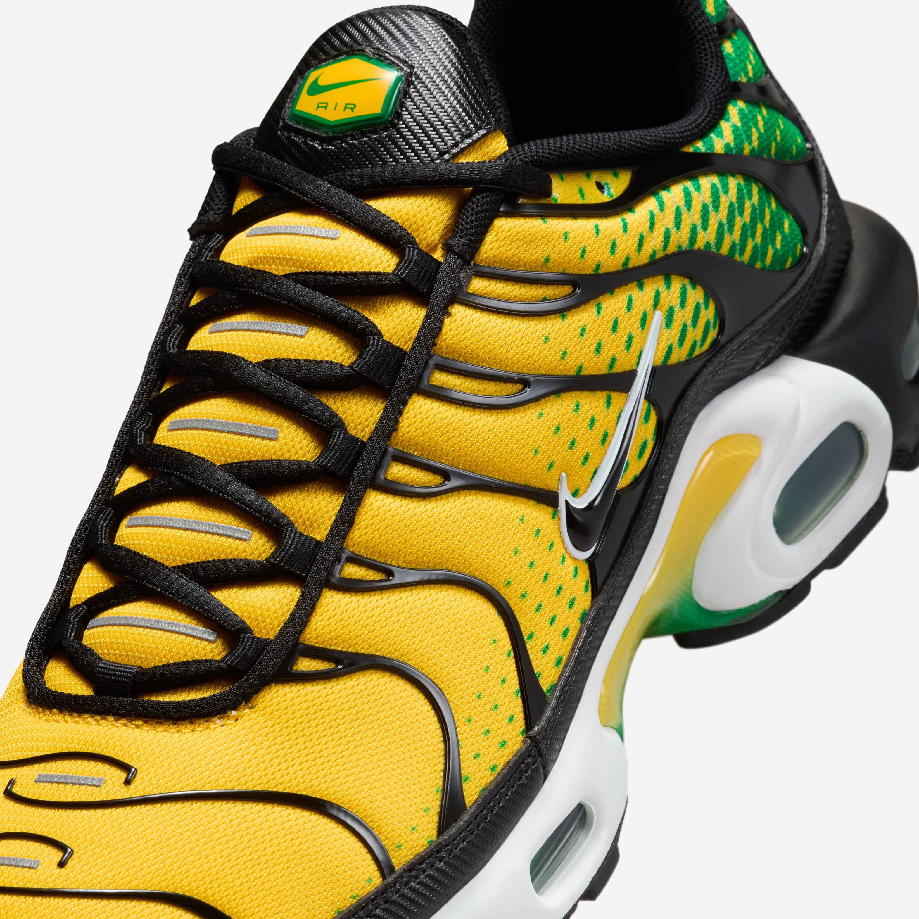 Nike Air Max Plus image number 6